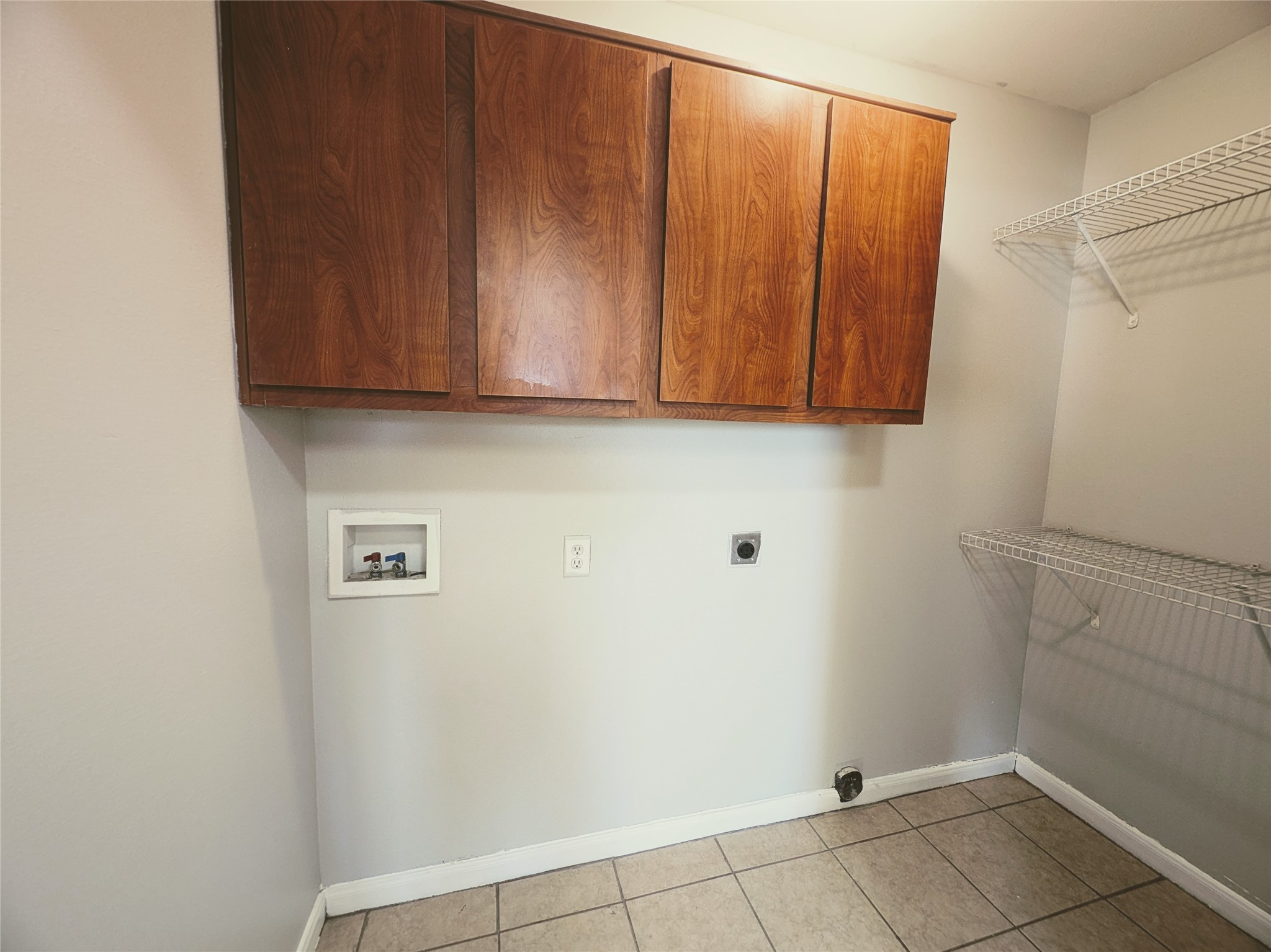 154 S Bend Court B Property Photo 12