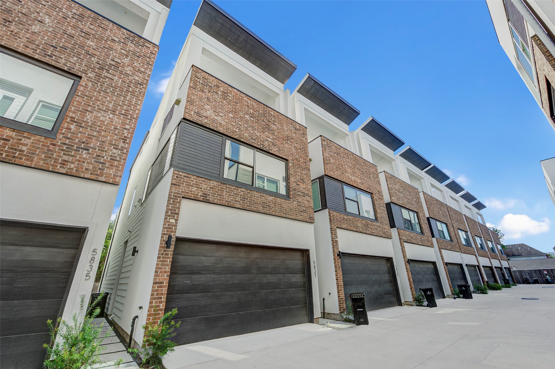 5837 Dolores Street Property Photo 1