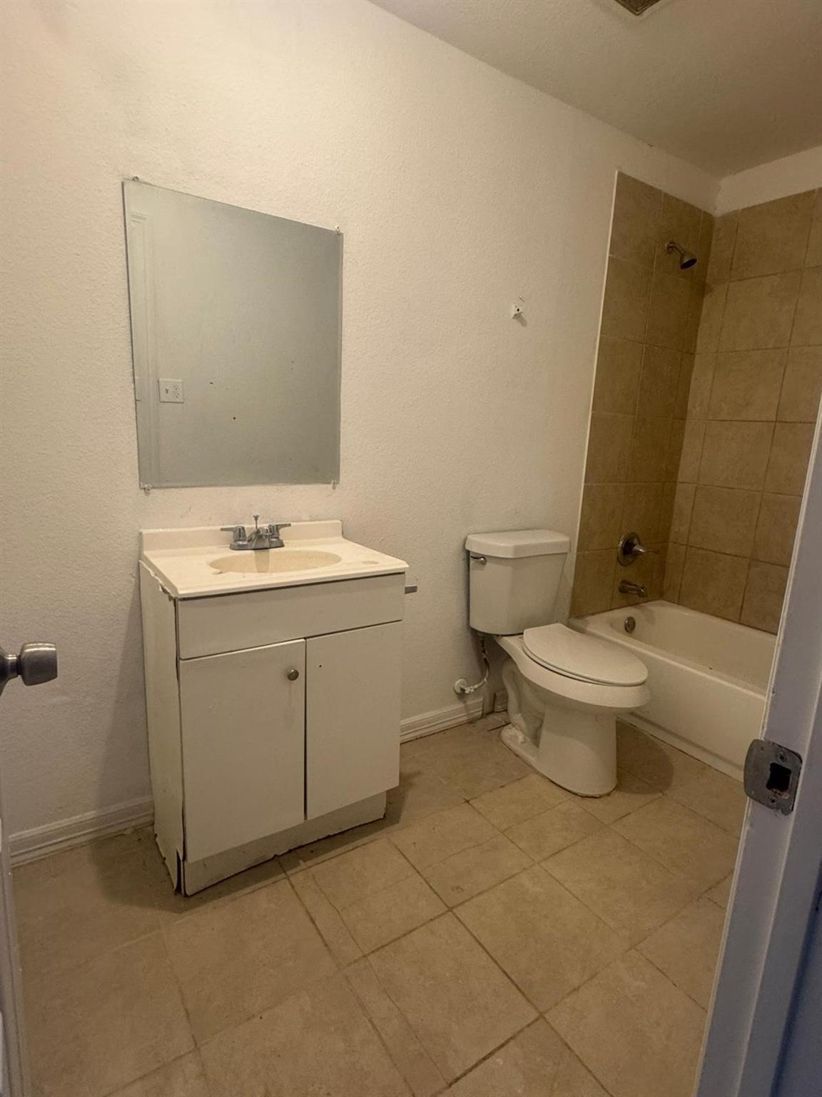 5301 Higgins Street, Houston Tx 77033 Property Photo 4