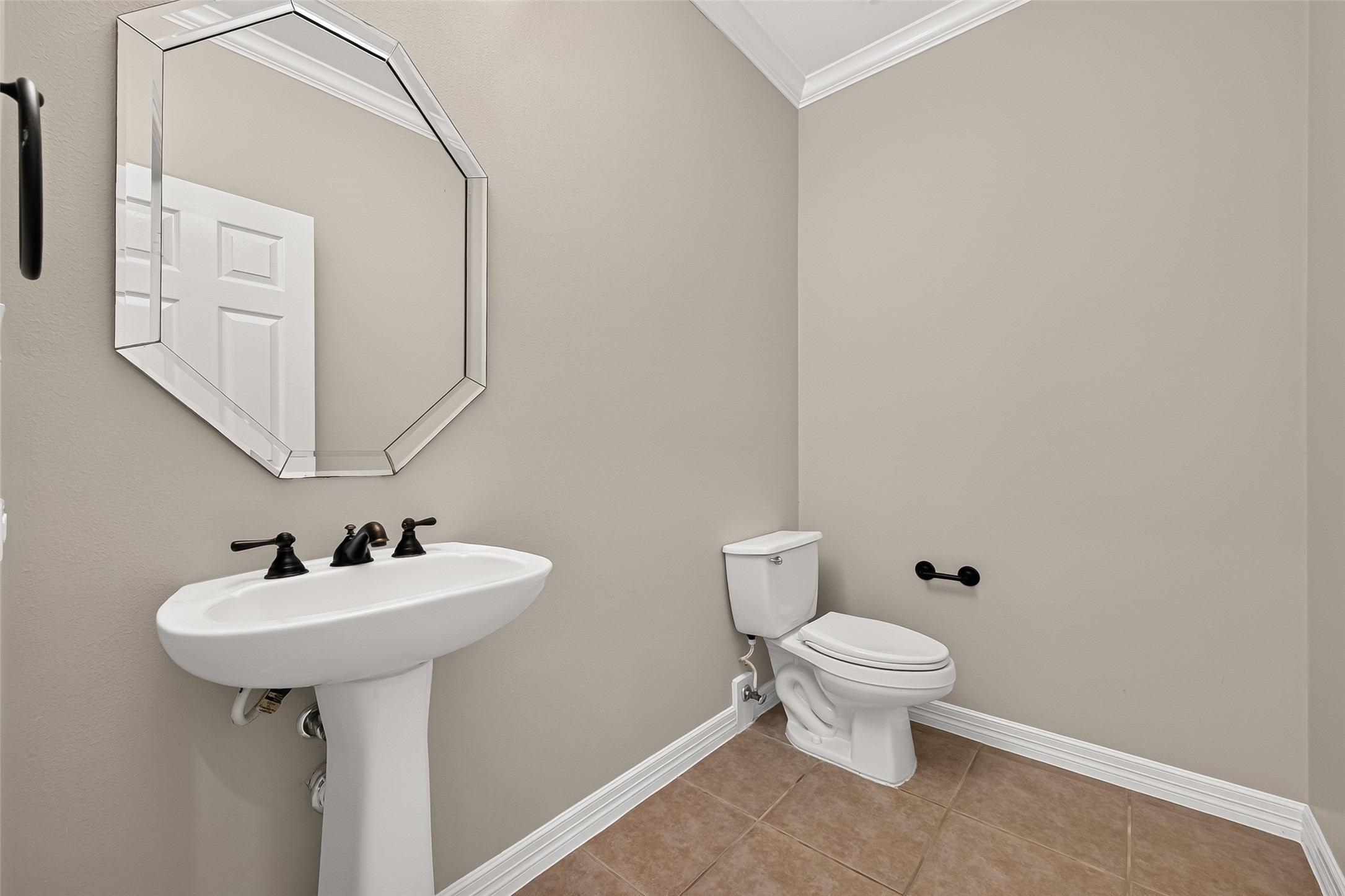 4307 Lake Walk Court Property Photo 25