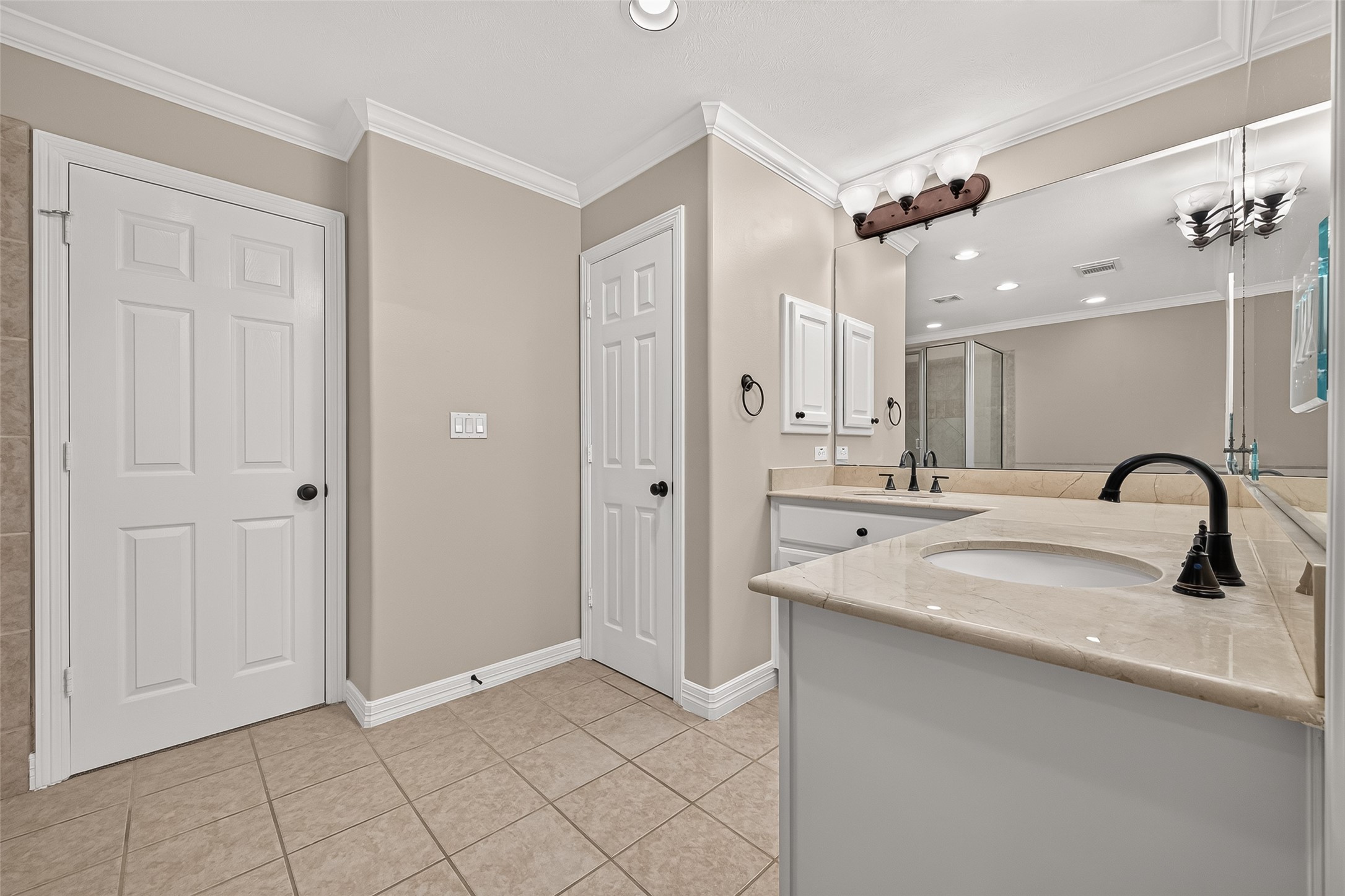 4307 Lake Walk Court Property Photo 31