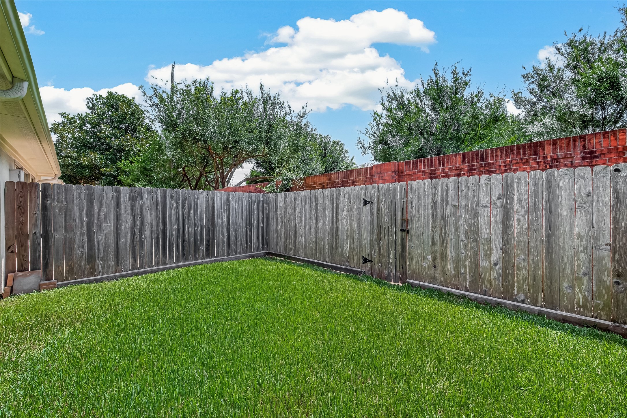 4307 Lake Walk Court Property Photo 44