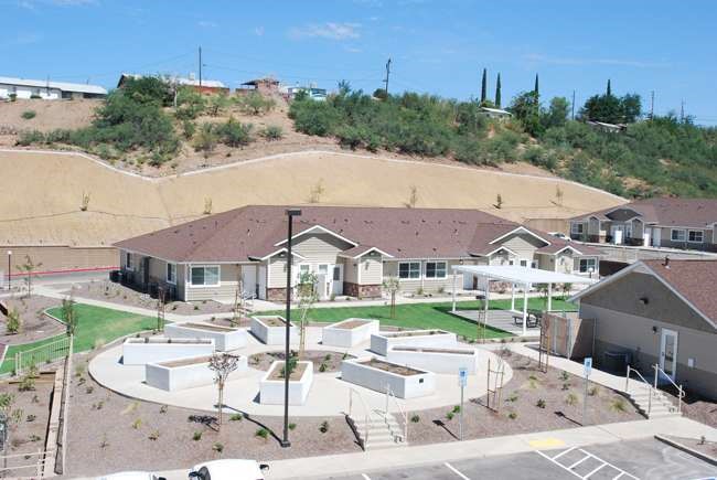 1039 E Saguaro Dr 50 Property Photo 7
