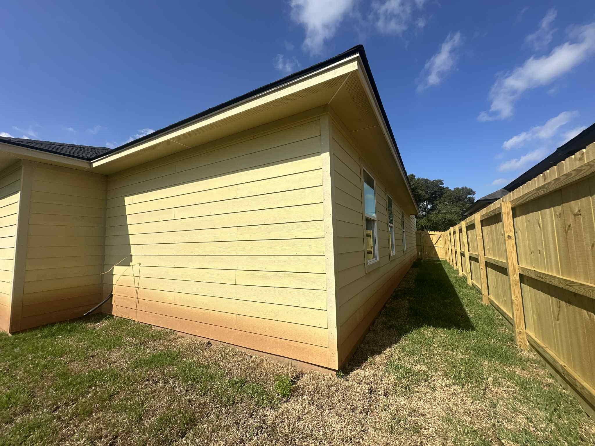 805 Lewis Street Property Photo 11