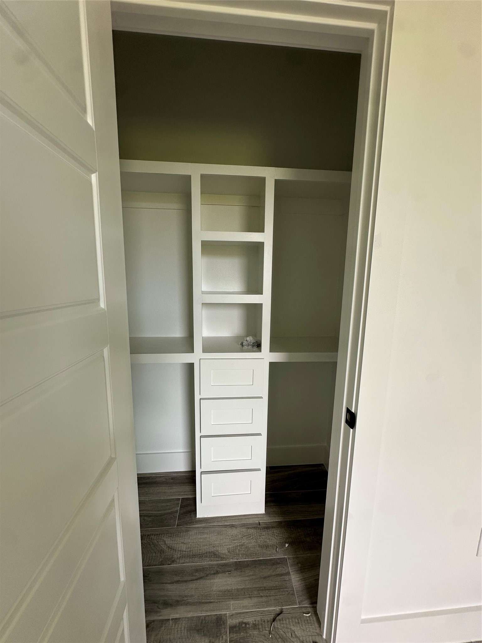 805 Lewis Street Property Photo 18