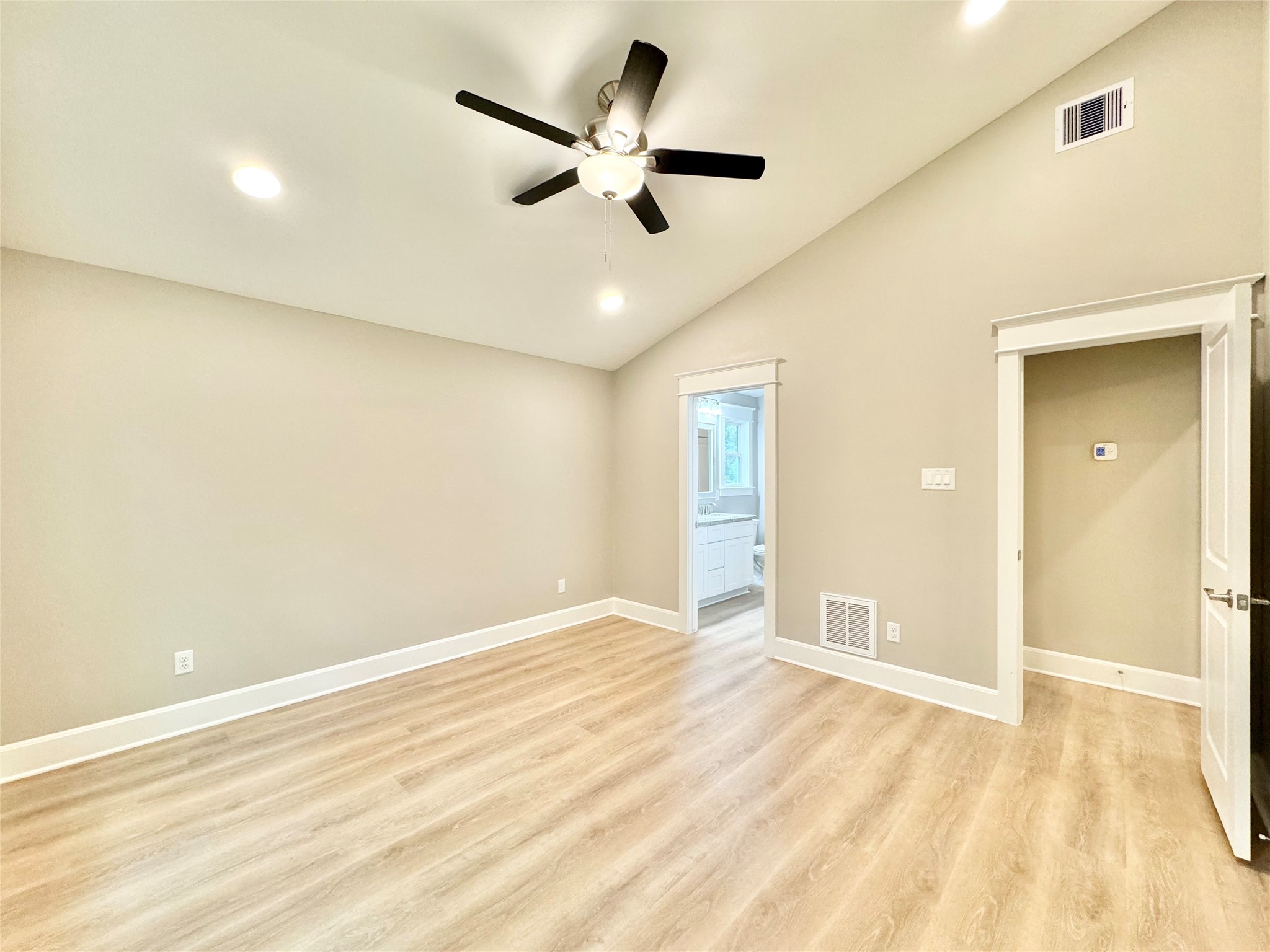 63 Heatley Property Photo 22