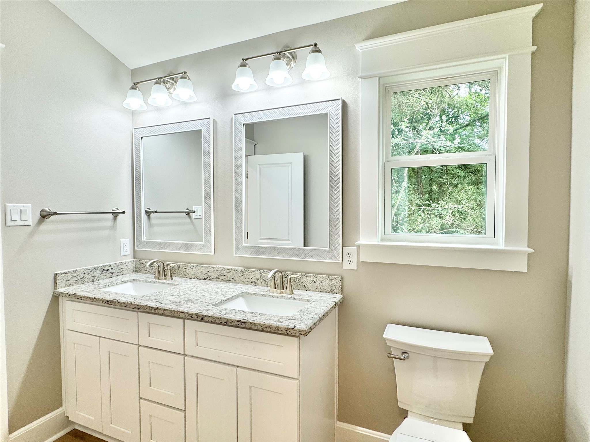 63 Heatley Property Photo 24