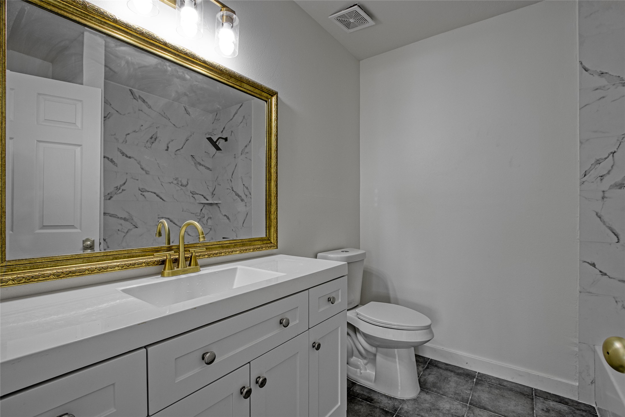 4716 Siegel Street Property Photo 13