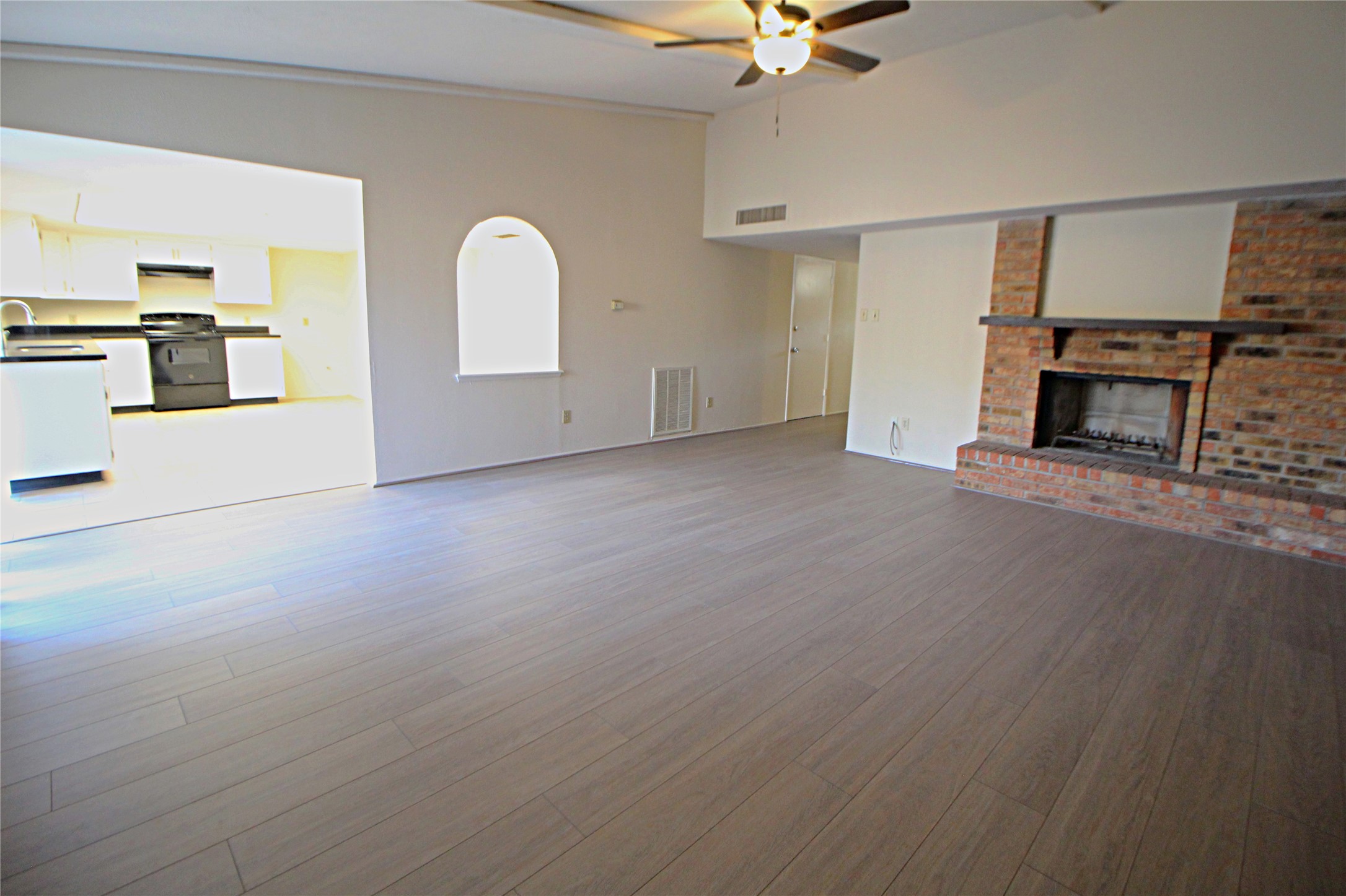 5327 Karenbeth Drive Drive Property Photo 2