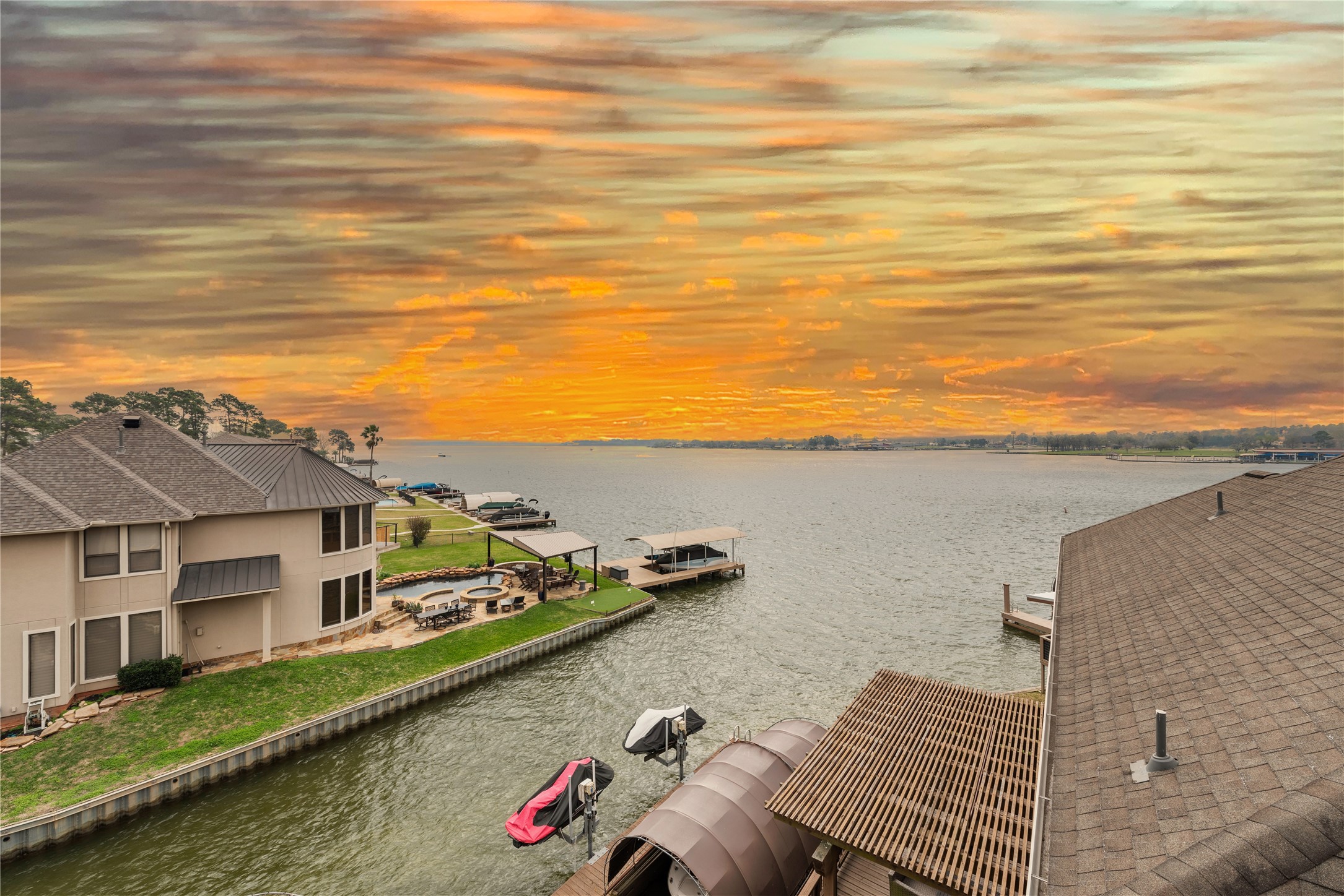 350 E Old Aqua Landing 350 Property Photo