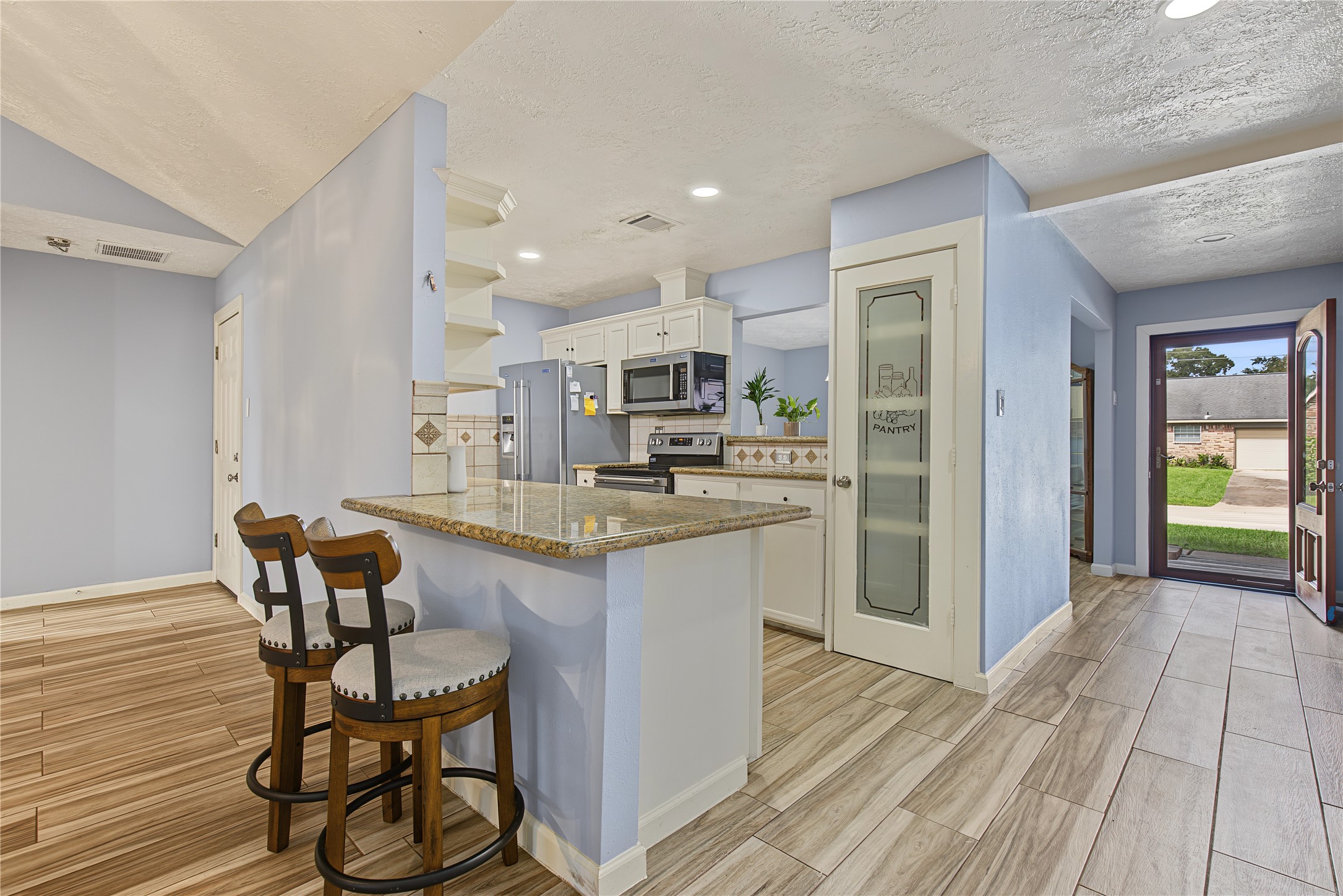 12802 Enchanted Path Drive Property Photo 4