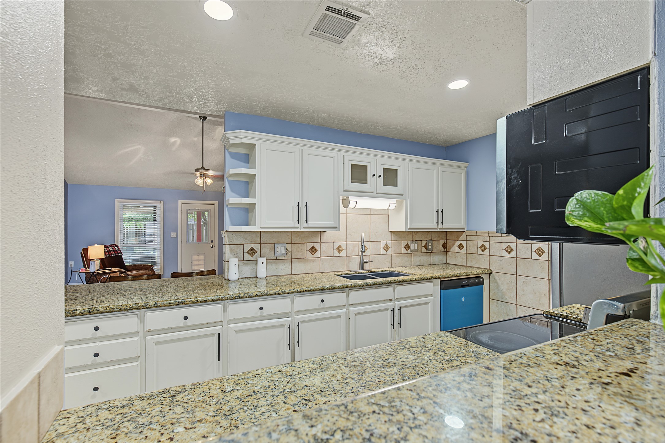 12802 Enchanted Path Drive Property Photo 7