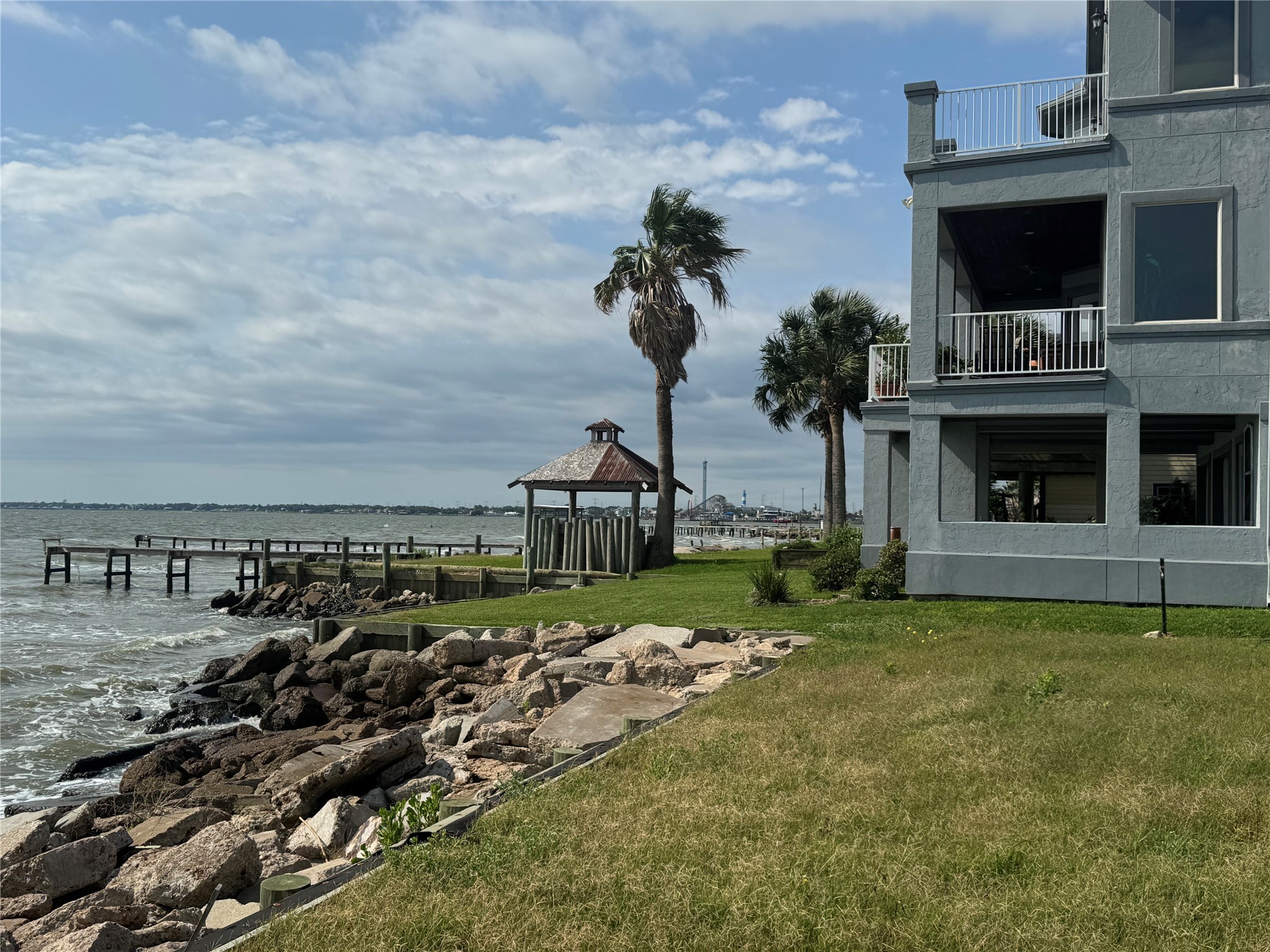 1414 Todville Road Property Photo 5