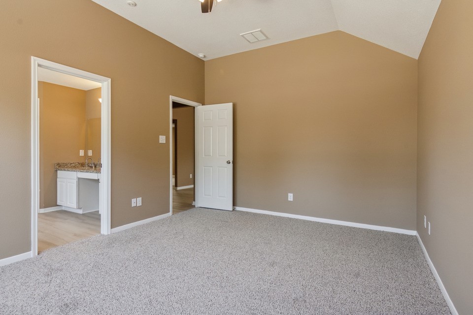 14703 Keystone Green Drive Property Photo 15