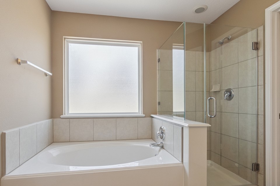 14703 Keystone Green Drive Property Photo 19