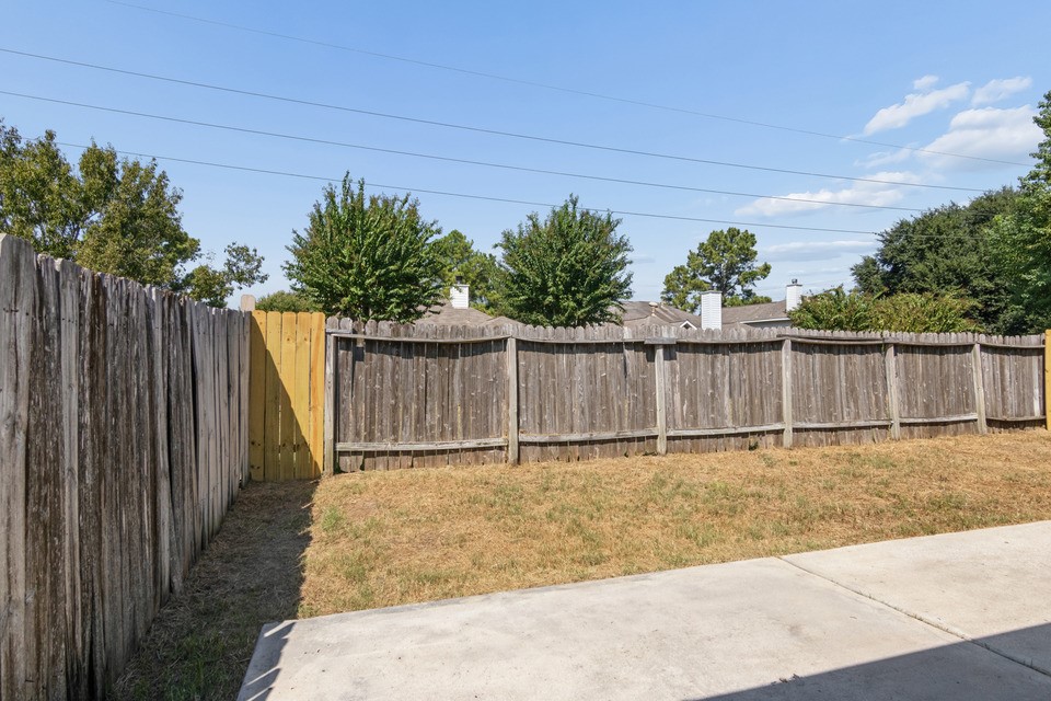 14703 Keystone Green Drive Property Photo 23