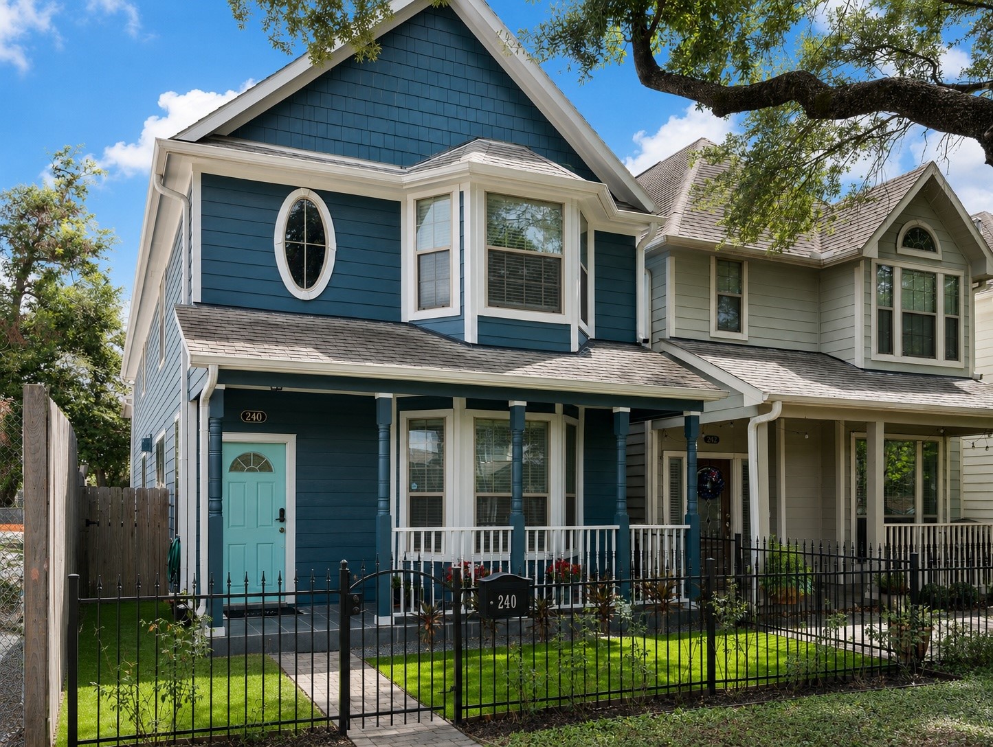 240 W 26th Street Property Photo