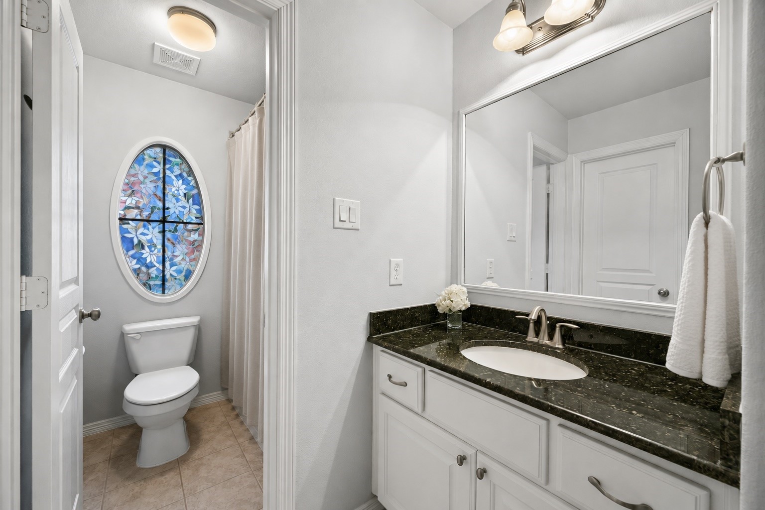 240 W 26th Street Property Photo 19
