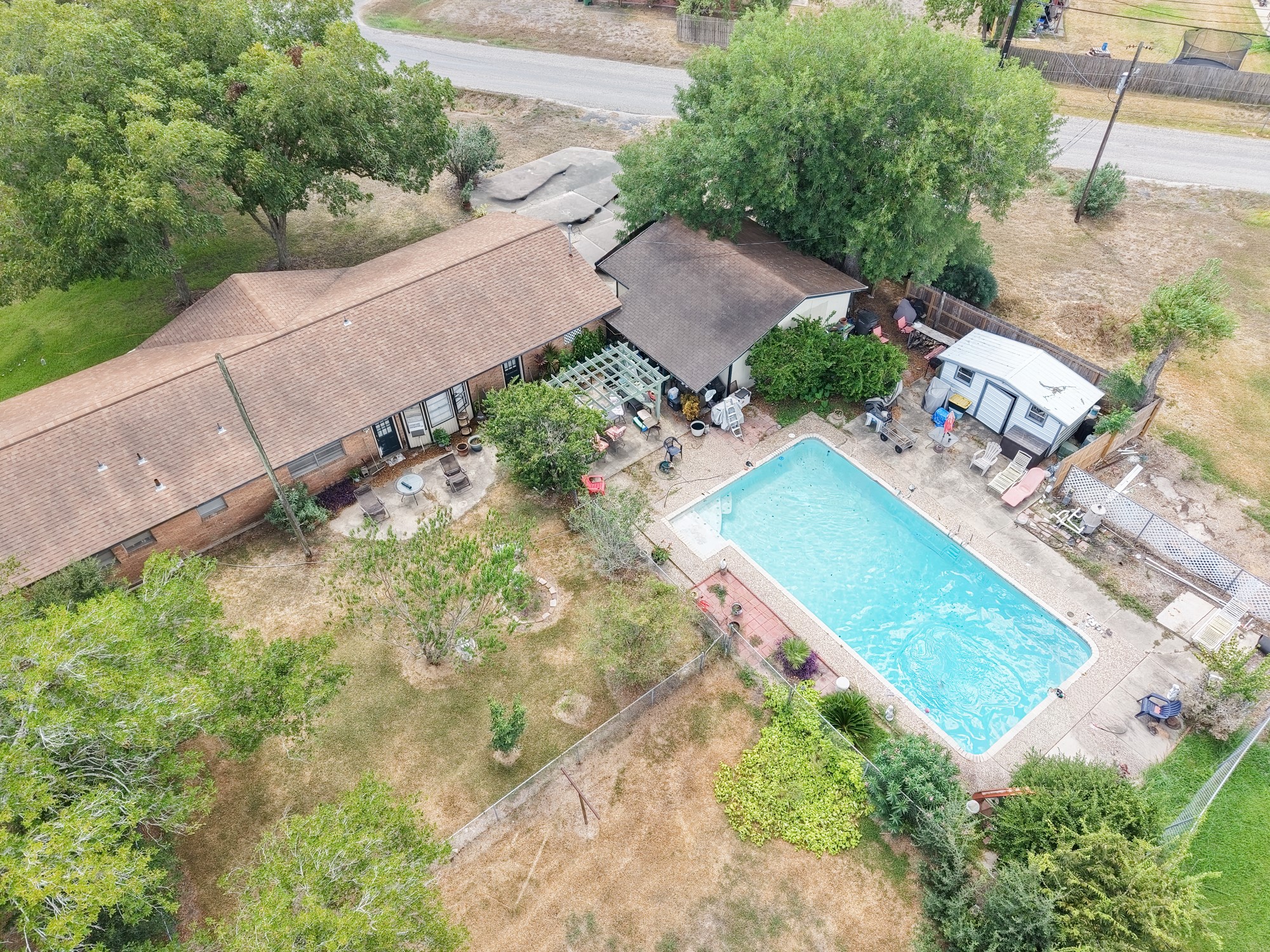 202 Broadmoor Street Property Photo 4