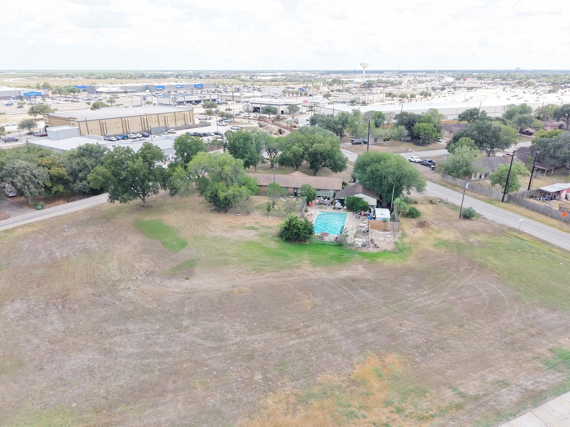 202 Broadmoor Street Property Photo 15