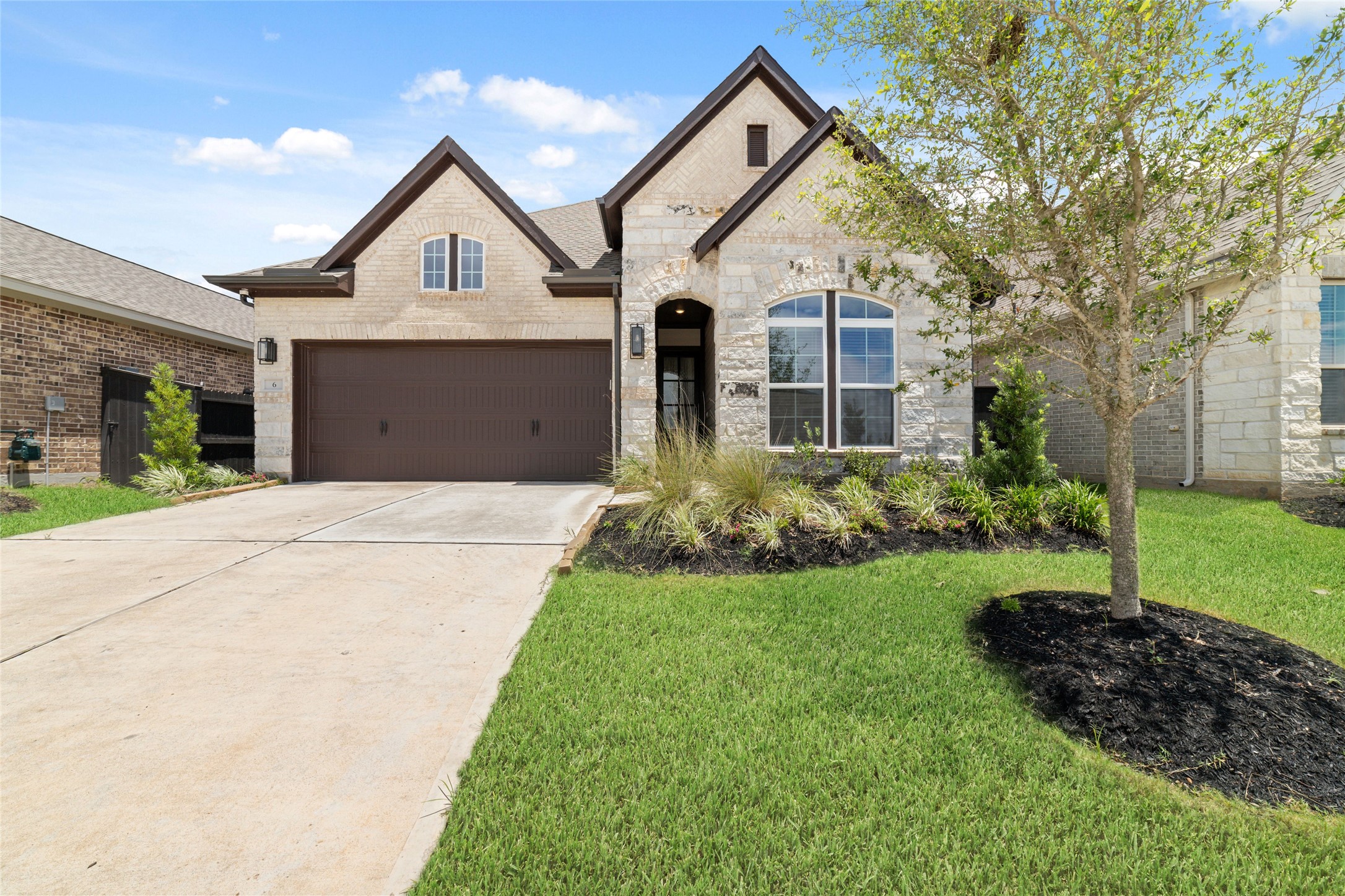 6 Savory Saute Drive Property Photo 1