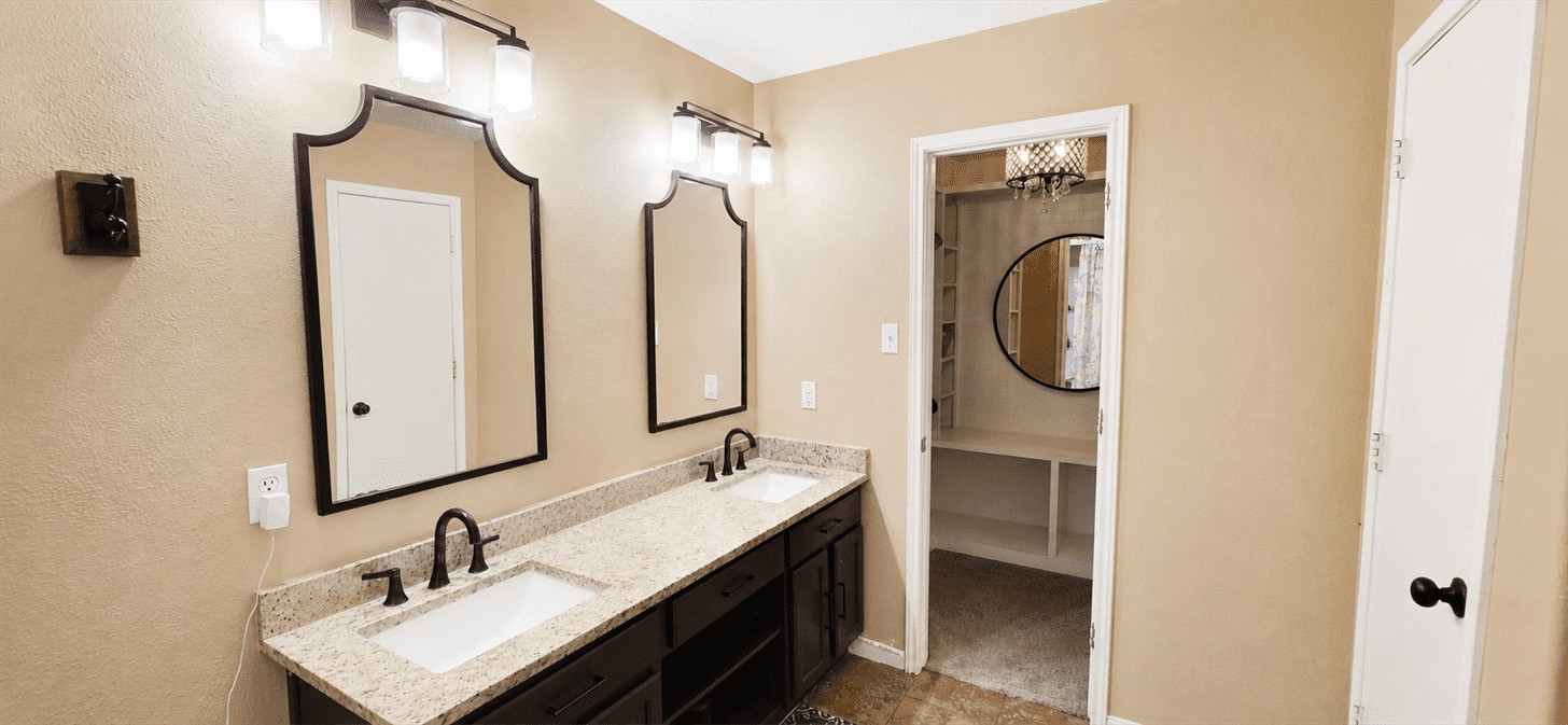 29122 Foxingham Circle Property Photo 10