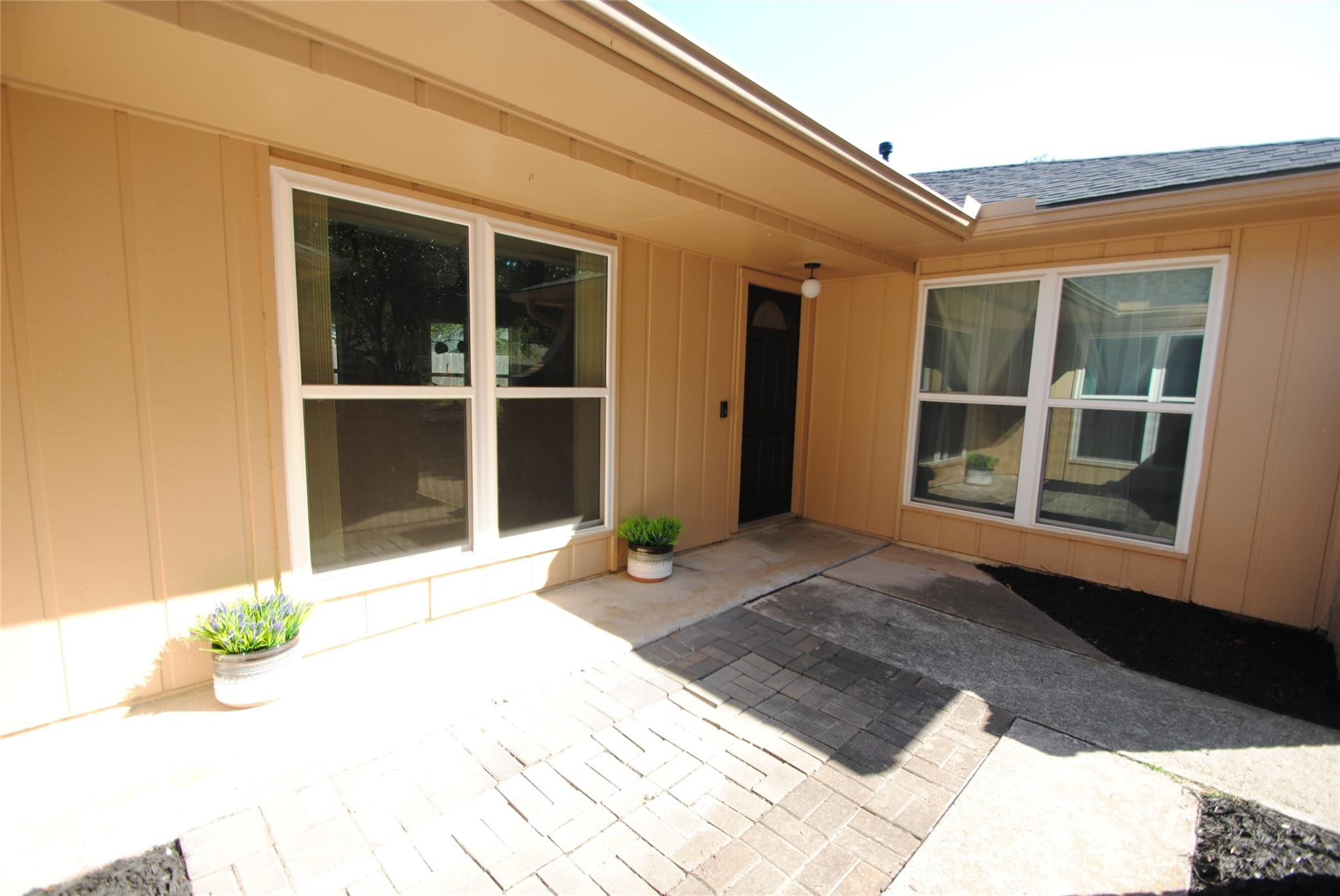 12502 Aste Lane Property Photo 5
