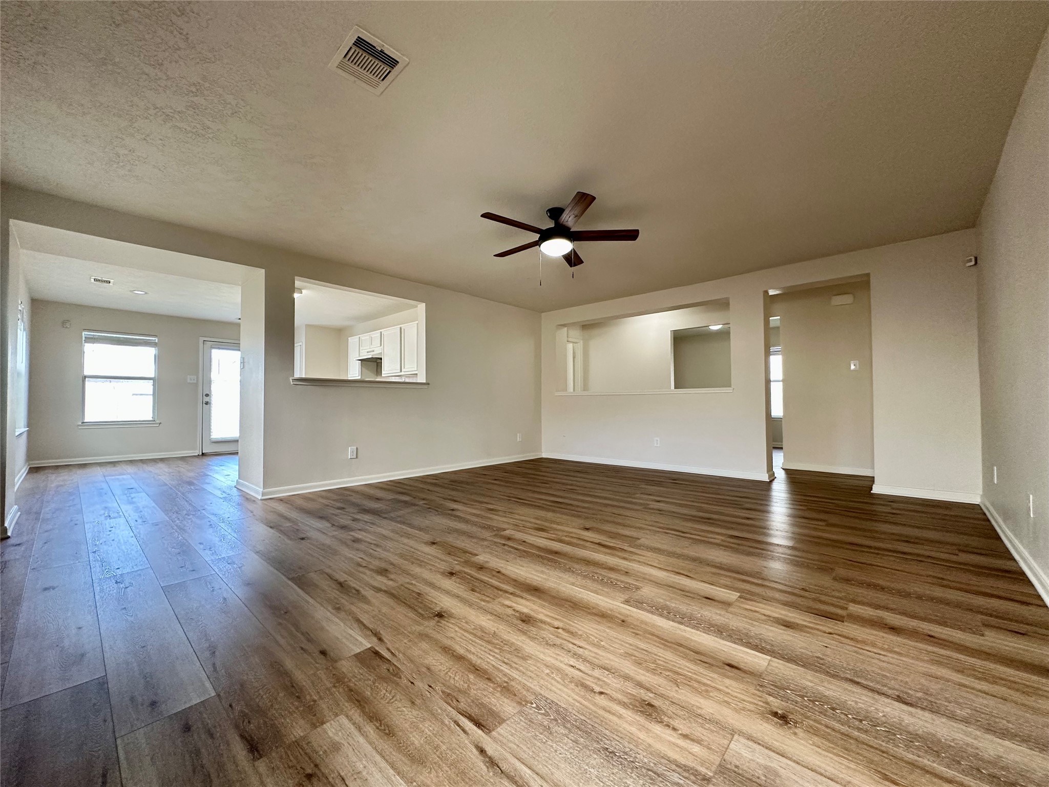 20515 Hillsdale Park Drive Property Photo 8