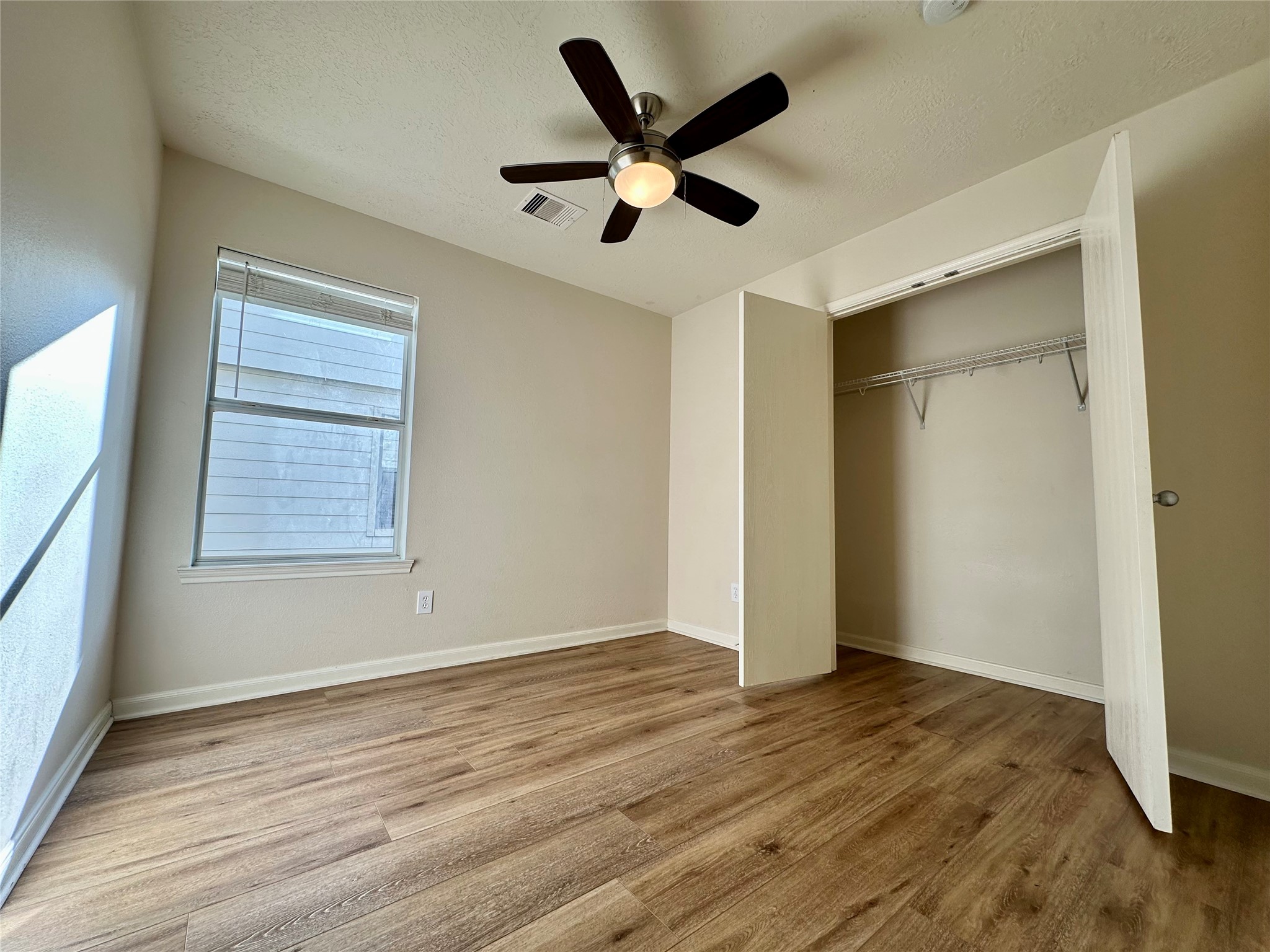 20515 Hillsdale Park Drive Property Photo 13
