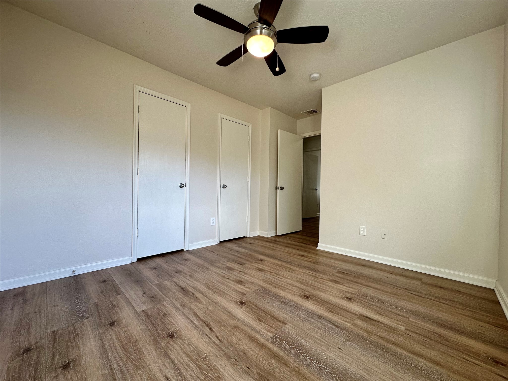 20515 Hillsdale Park Drive Property Photo 20