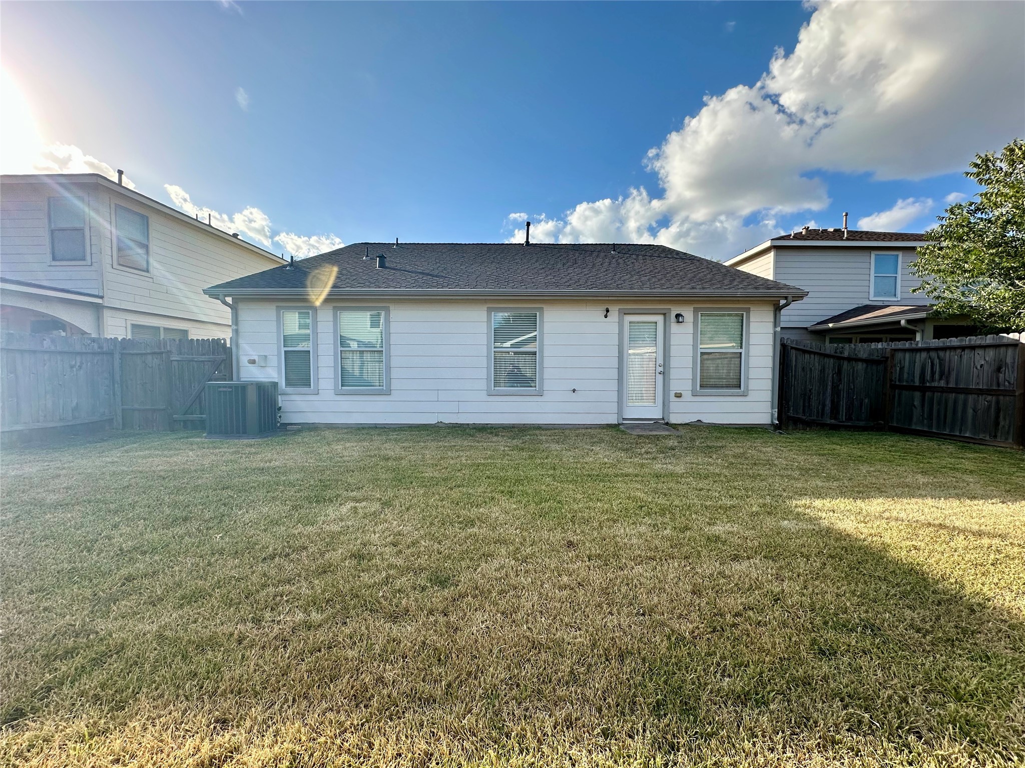 20515 Hillsdale Park Drive Property Photo 31