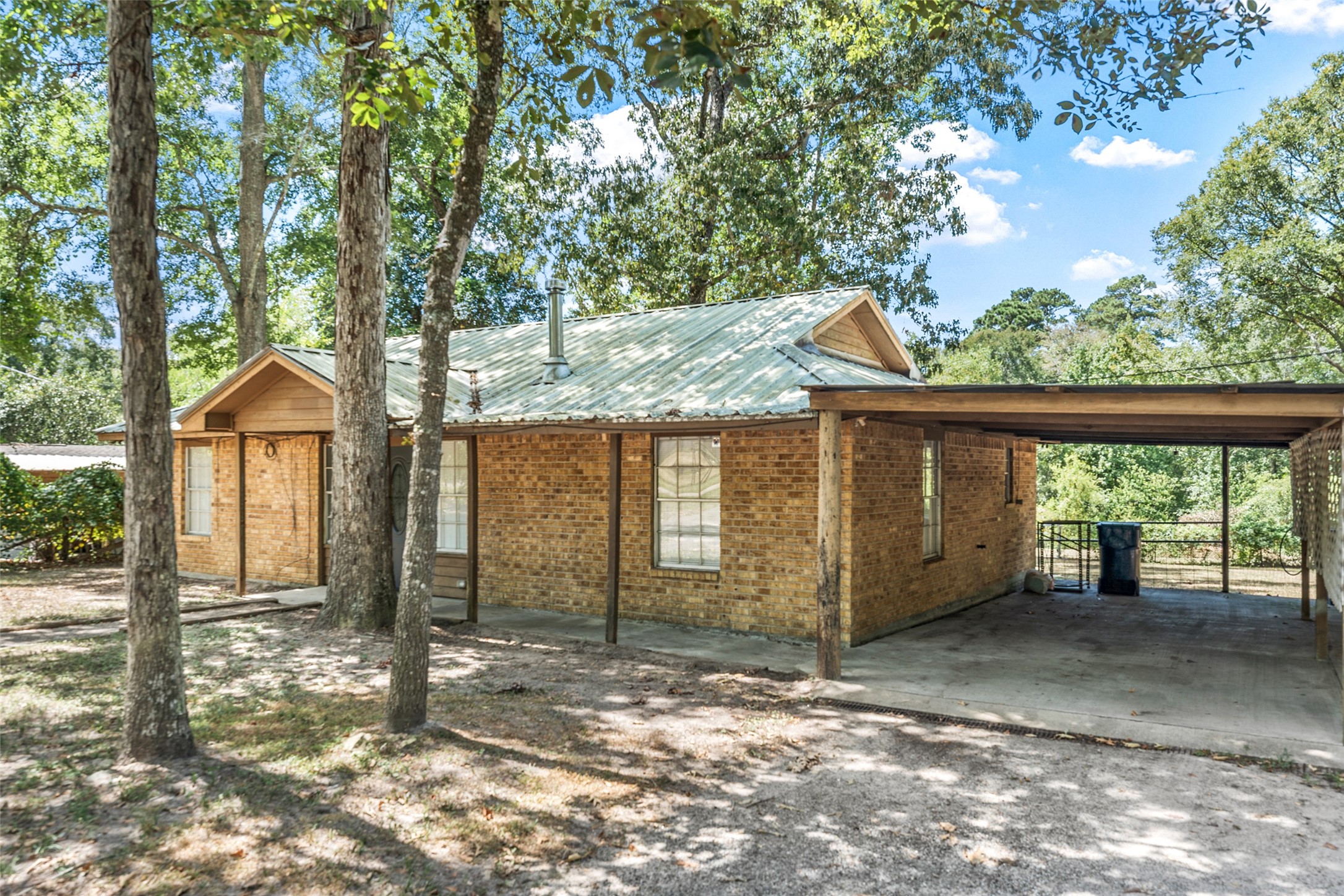 11673 Robin Lane Property Photo 3