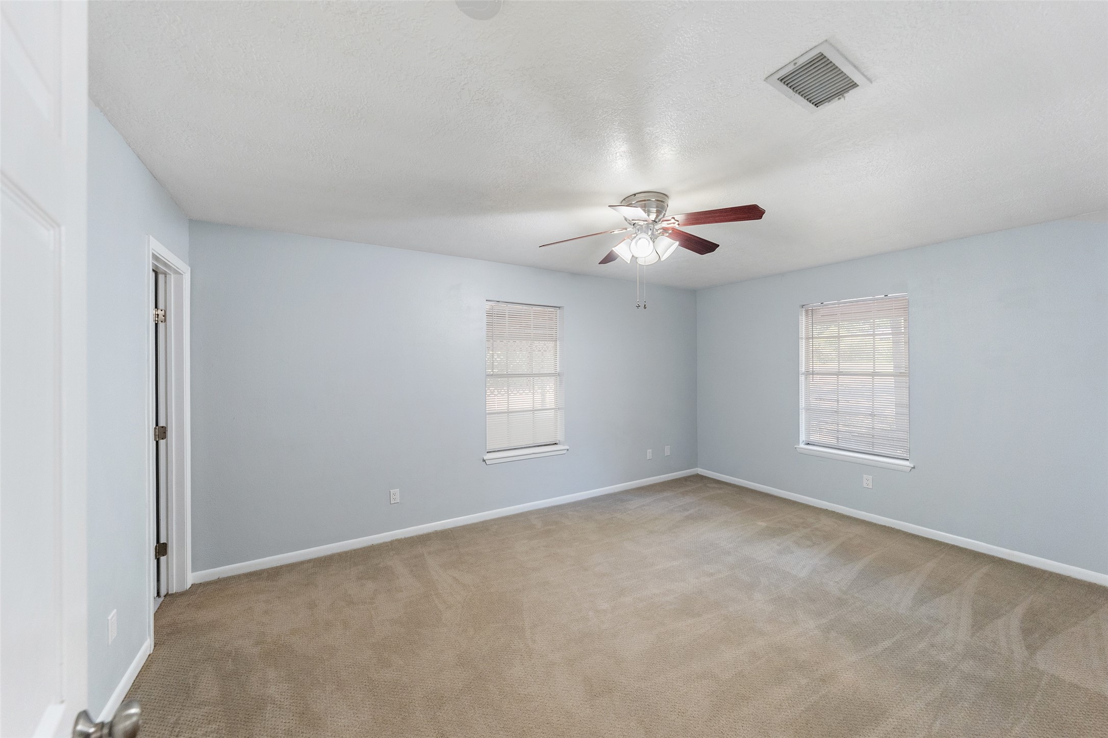 11673 Robin Lane Property Photo 6