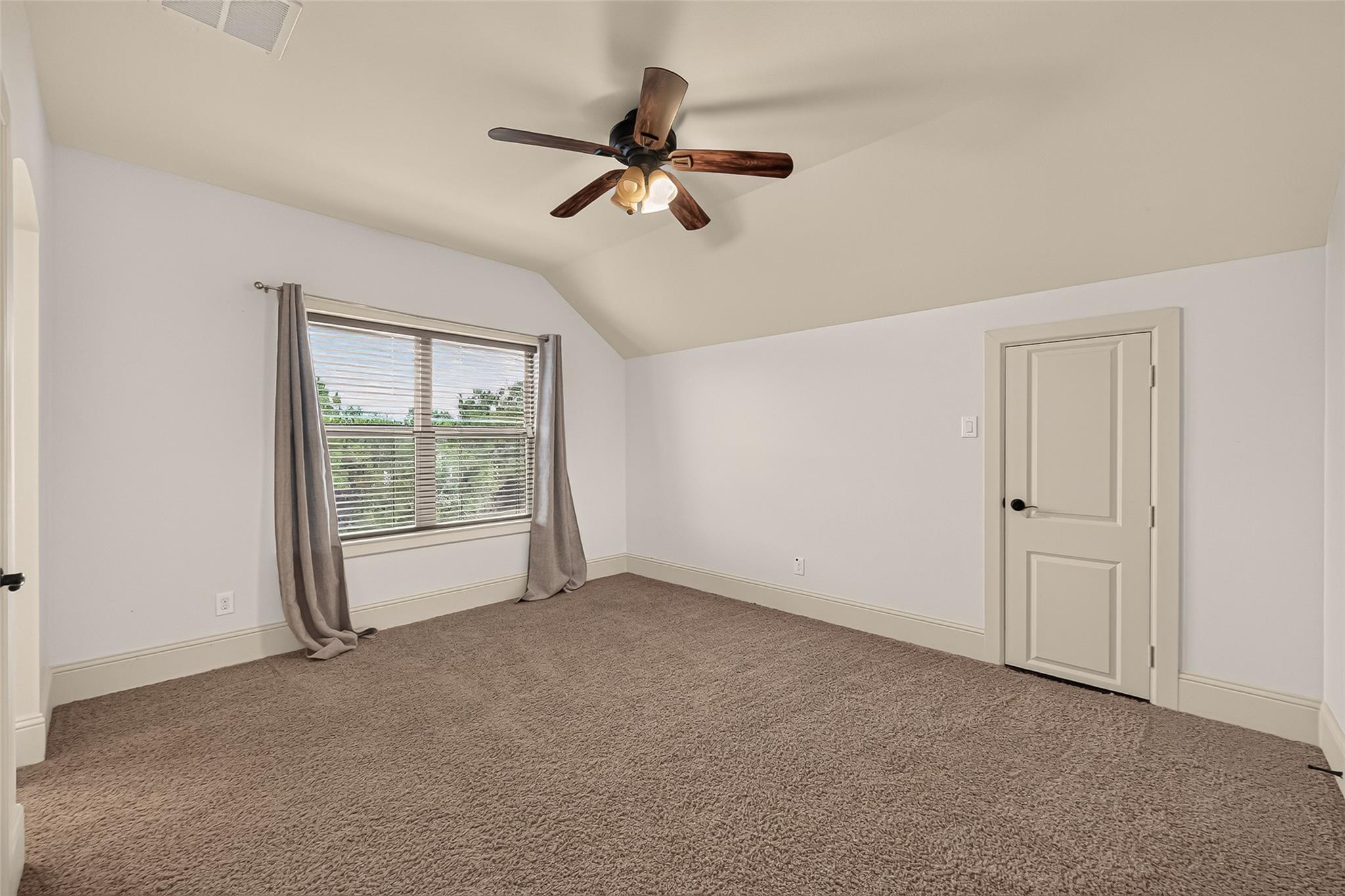 5703 Fulshear Plantation Drive Property Photo 36