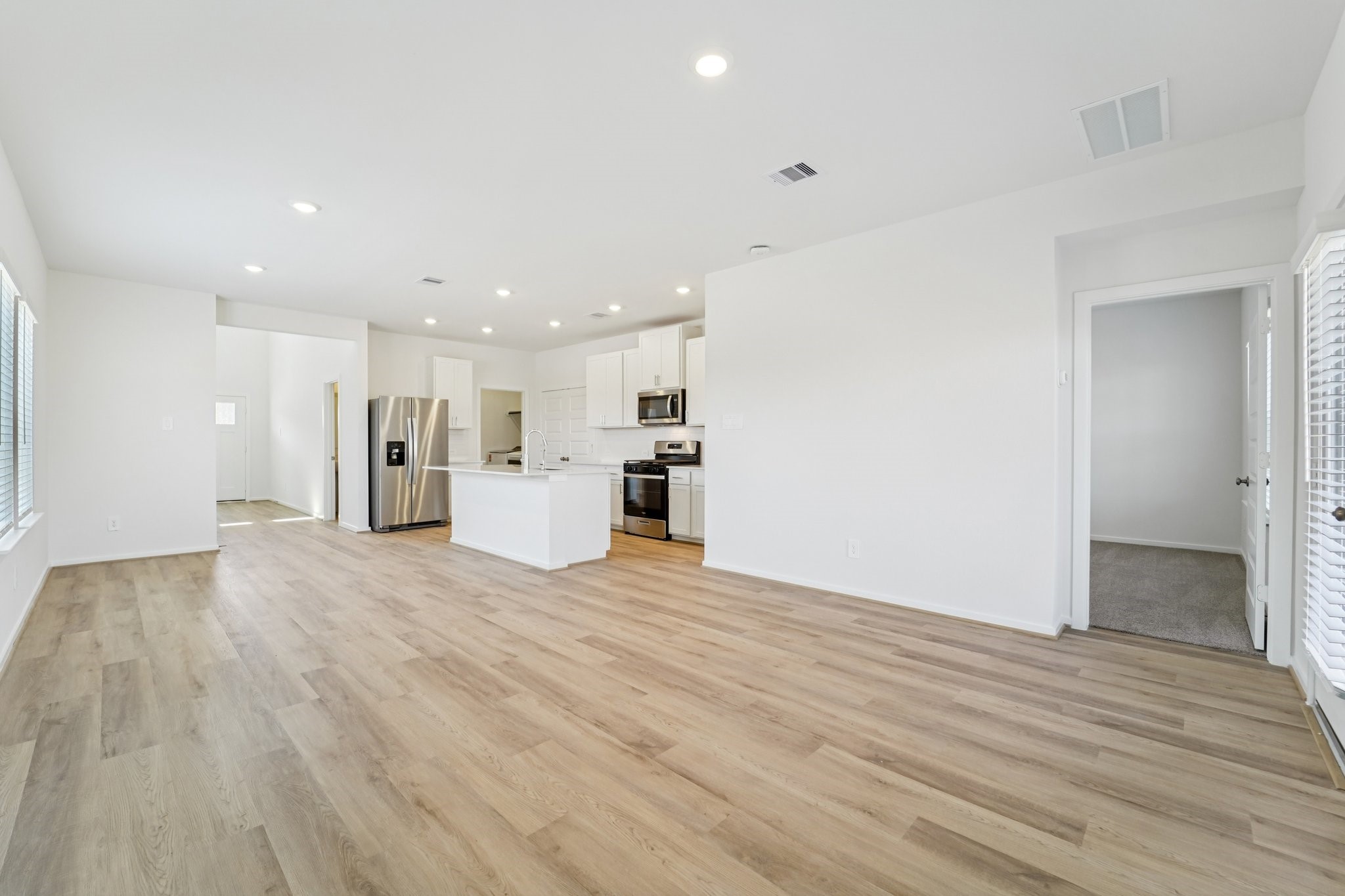 5723 Adamite Way Property Photo 4