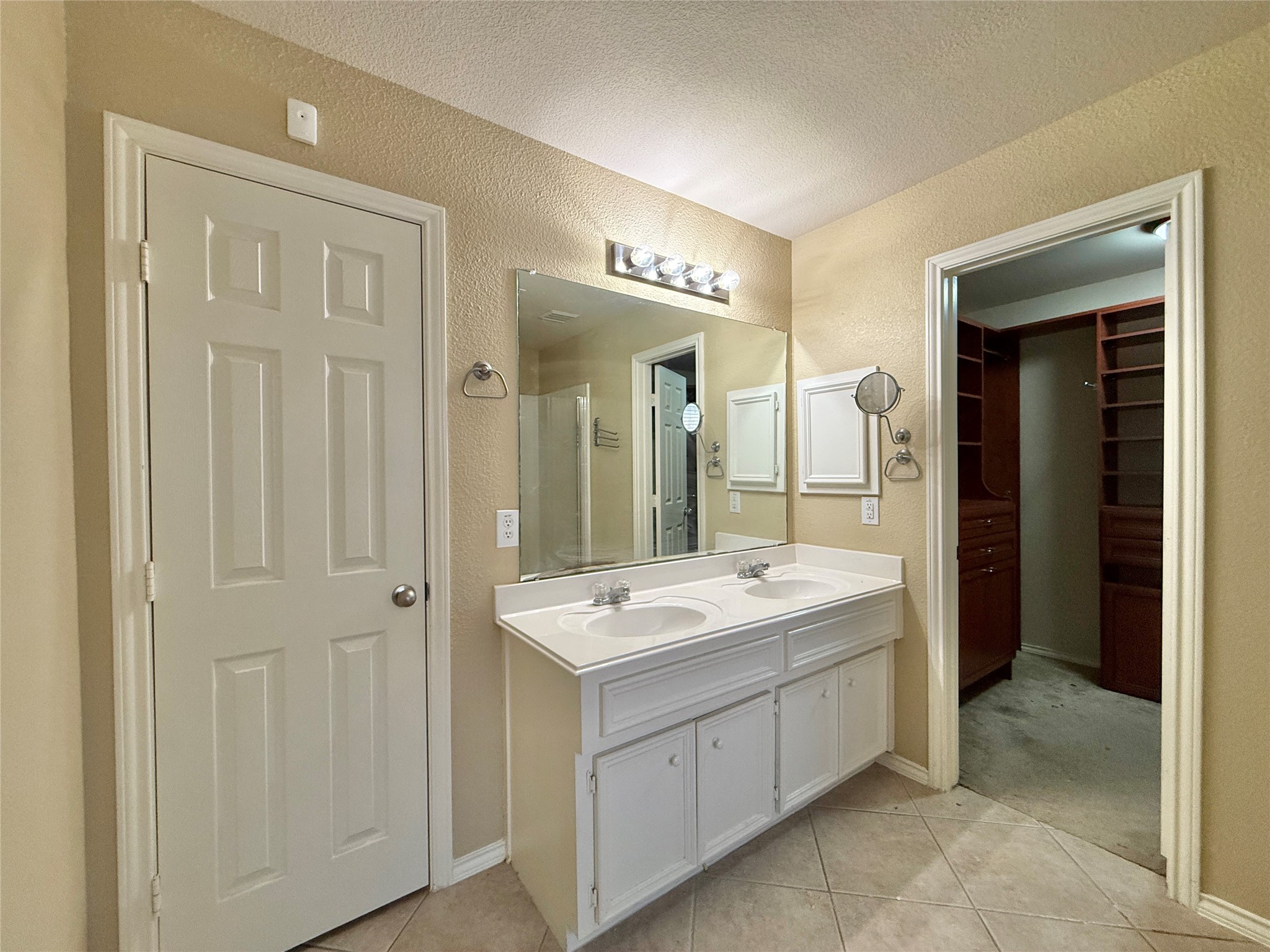 1810 Katlyn Lane Property Photo 25