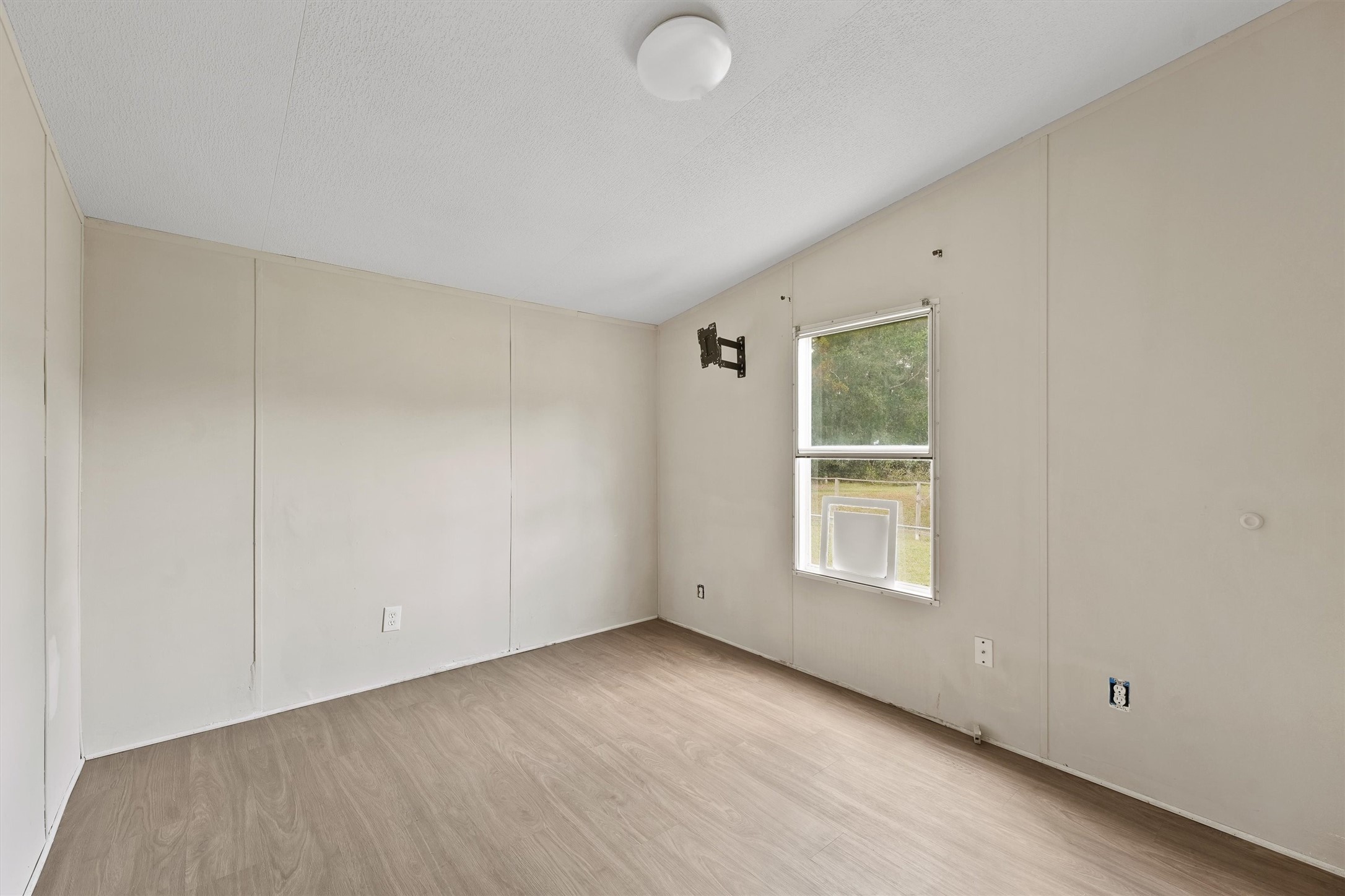 16212 Lone Star Ranch Drive Property Photo 12