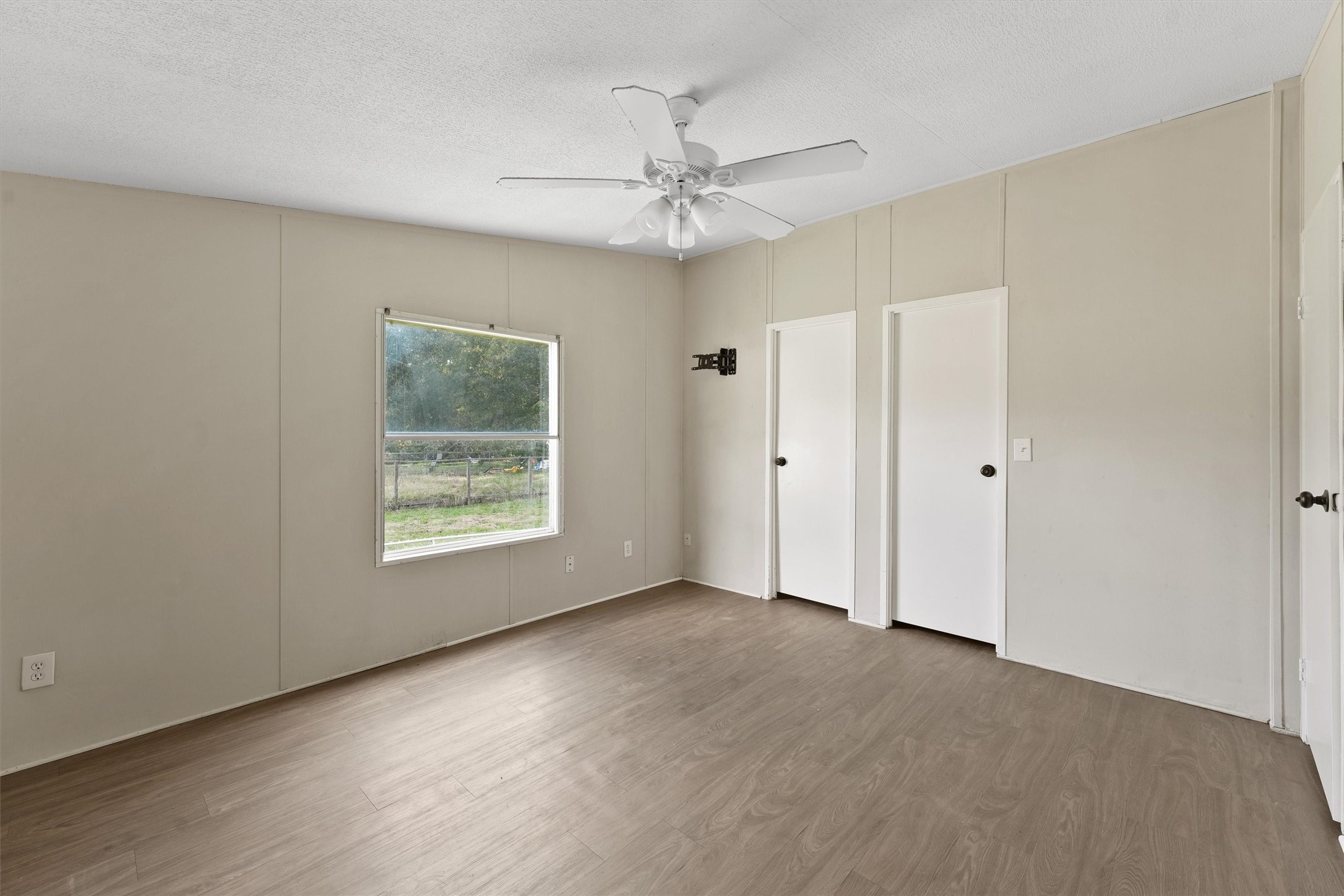 16212 Lone Star Ranch Drive Property Photo 16