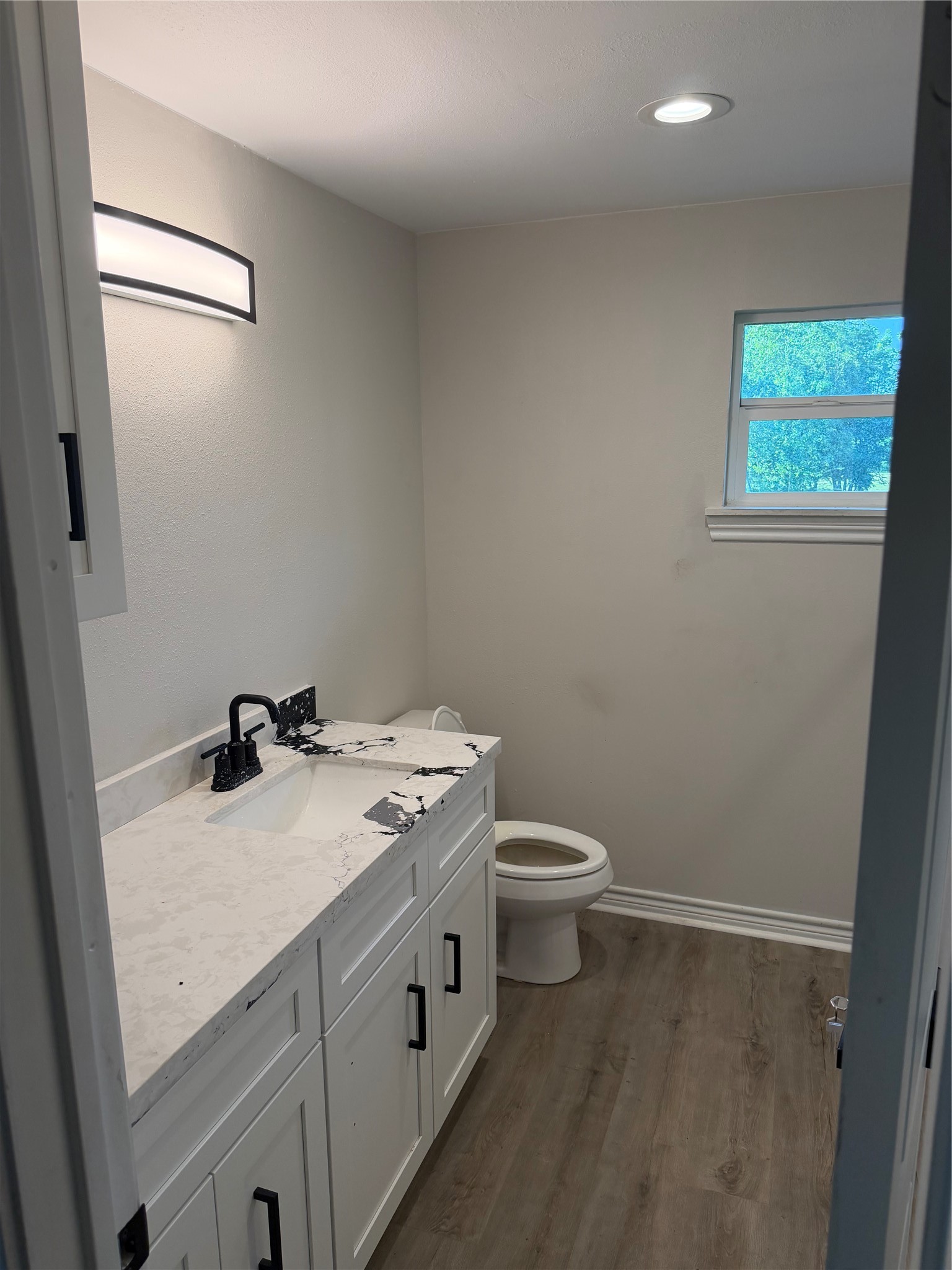 28316 E Hardy Road Property Photo 3