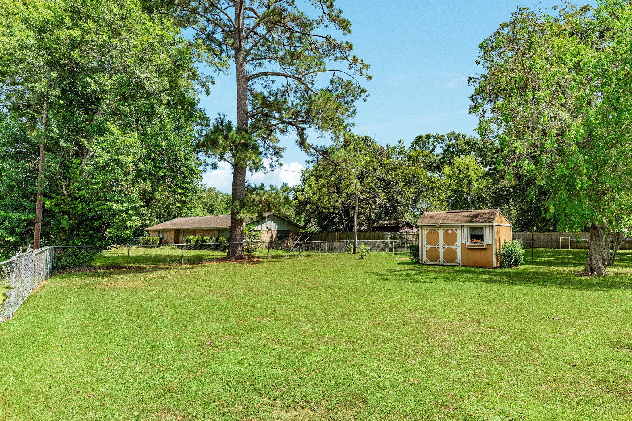 101 Irwin Rd Road Property Photo 11