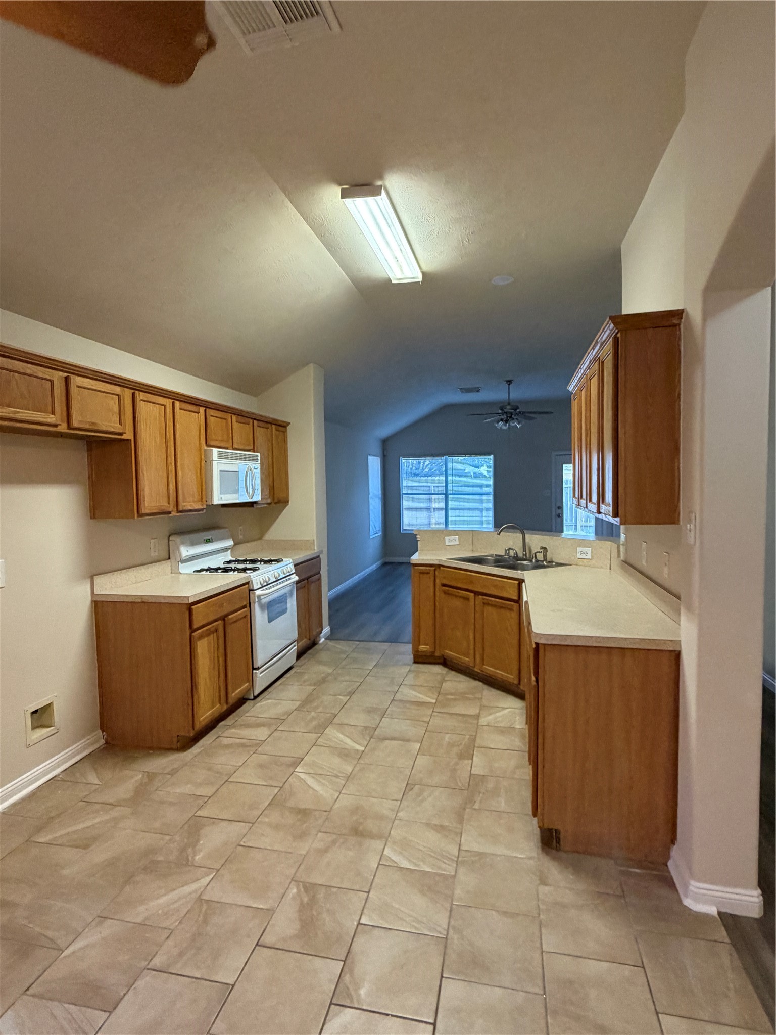 4734 Lonestone Circle Property Photo 6
