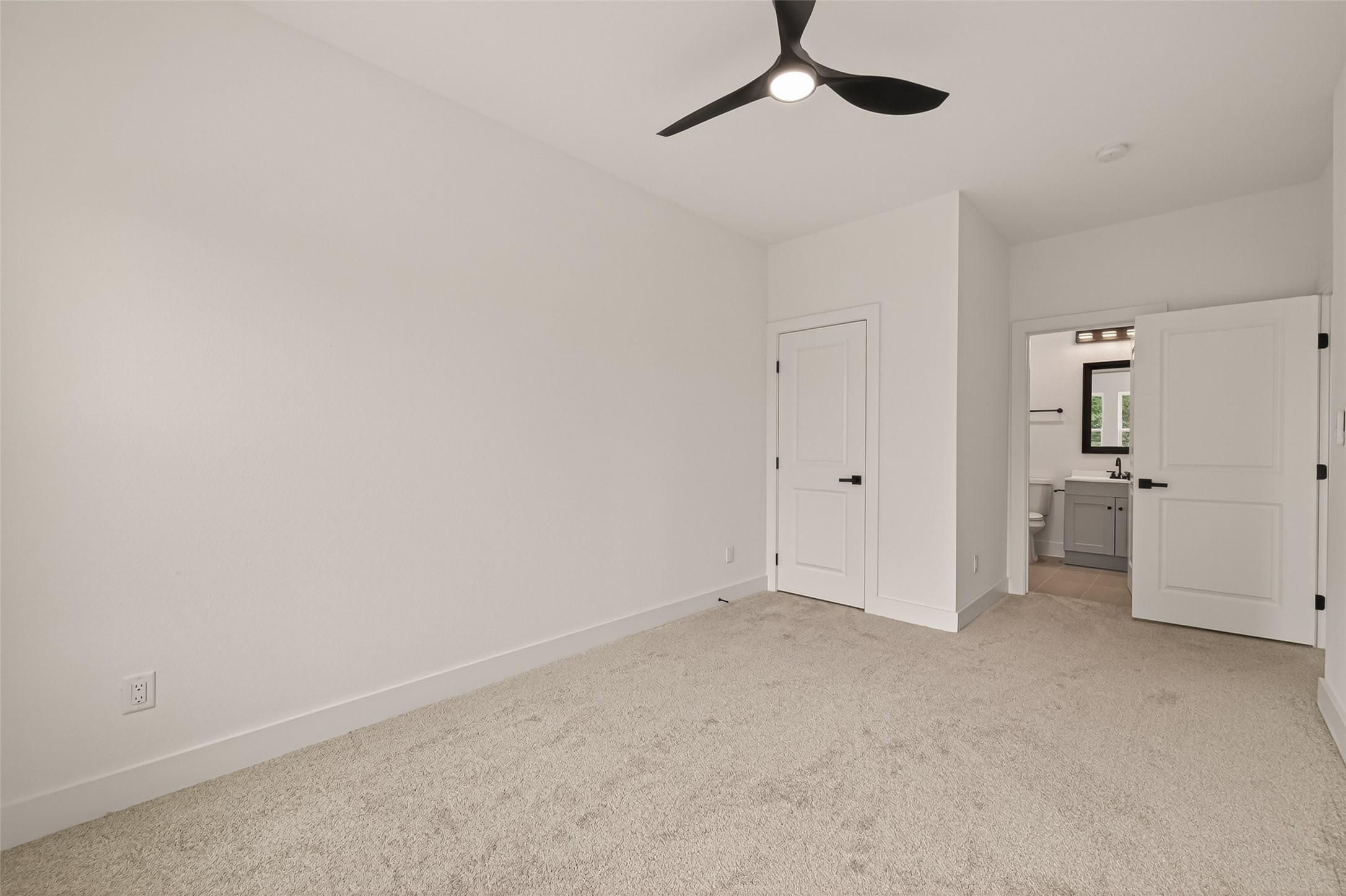 6808 Madrid Street Property Photo 22