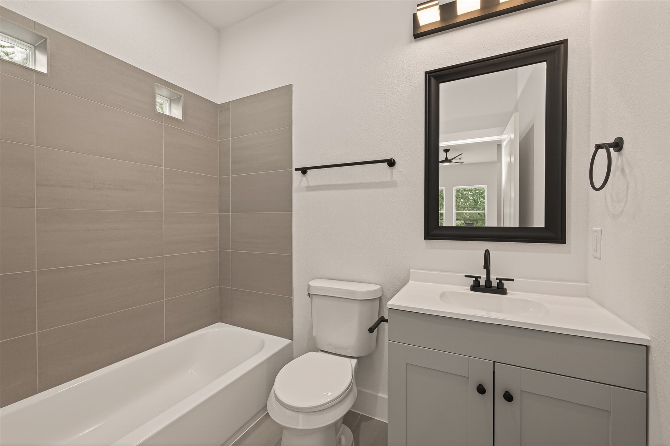6808 Madrid Street Property Photo 23