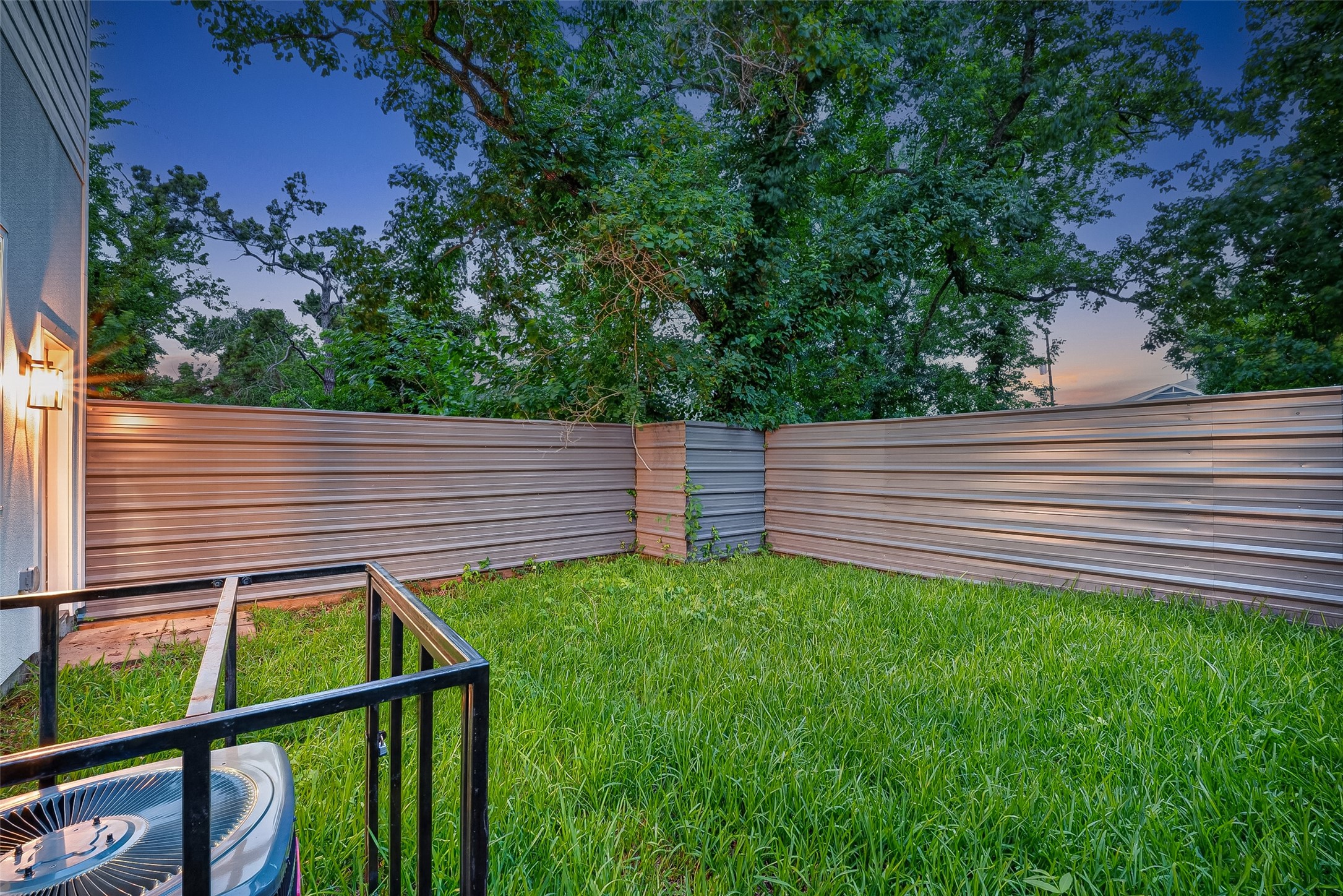 6808 Madrid Street Property Photo 31