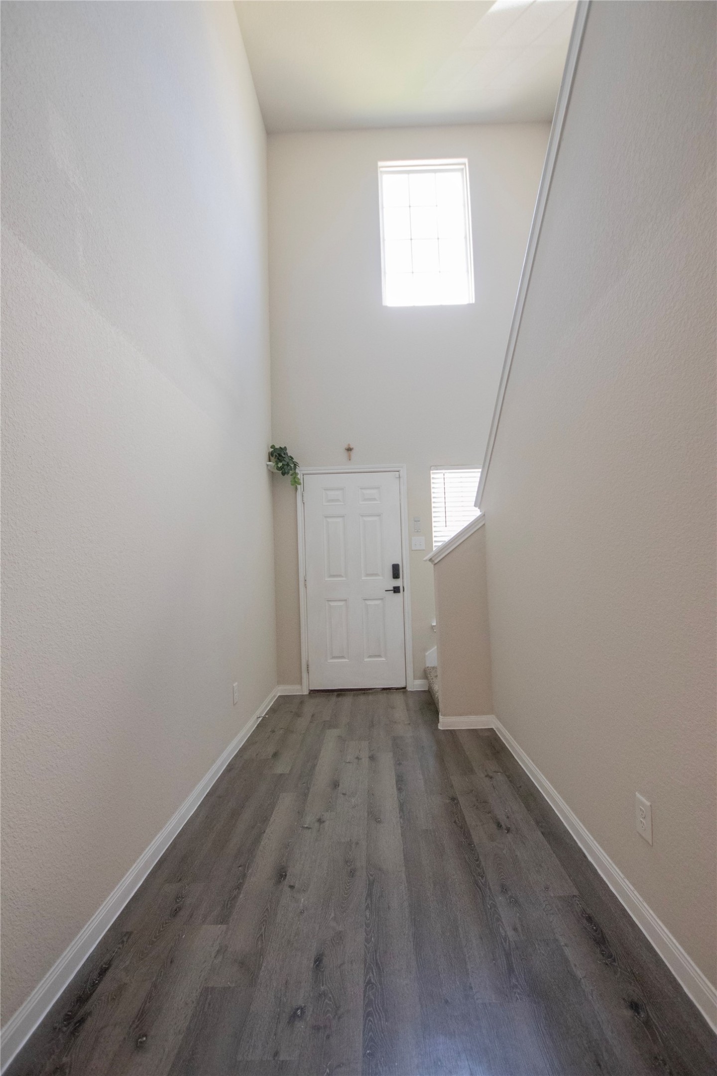25651 Brooklyn Lane Property Photo 3