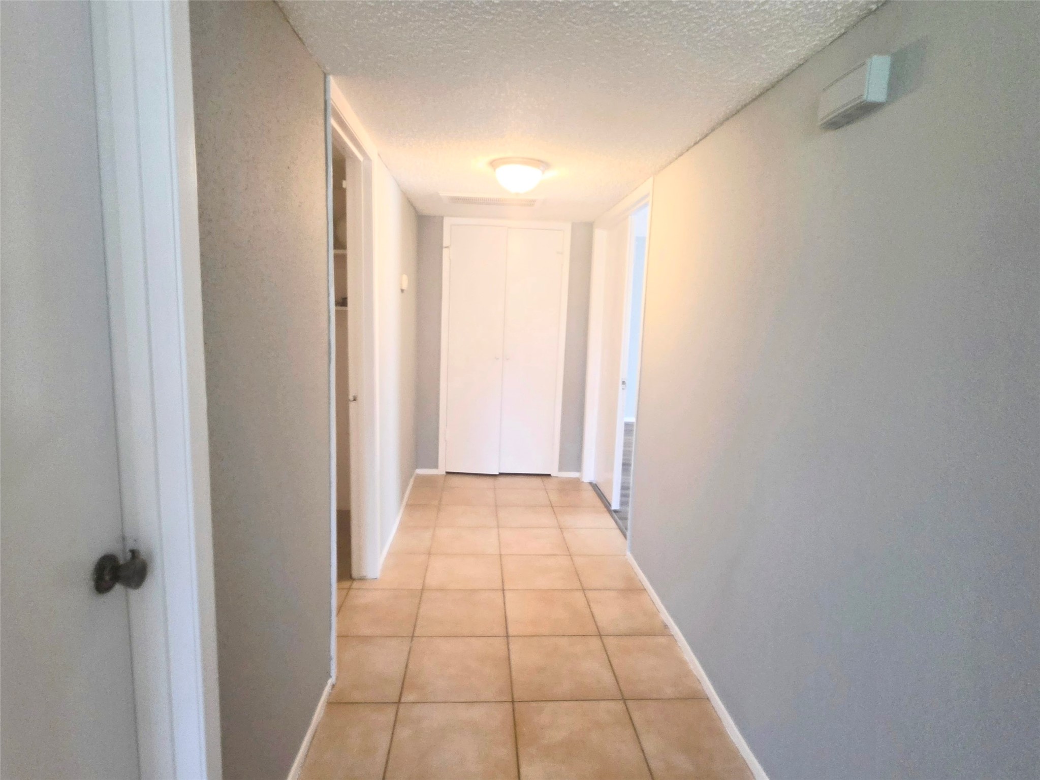 10526 Chapel Hill Drive Property Photo 8