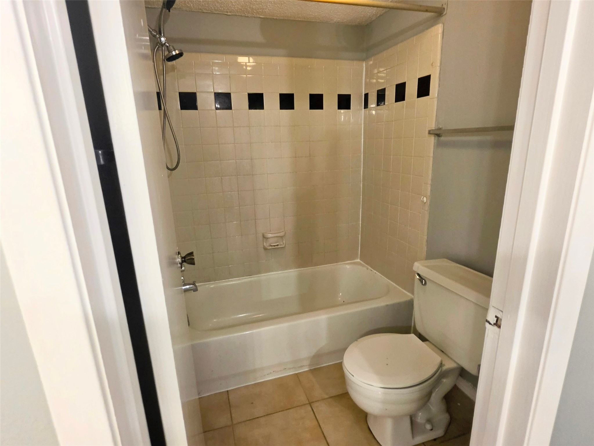 10526 Chapel Hill Drive Property Photo 12