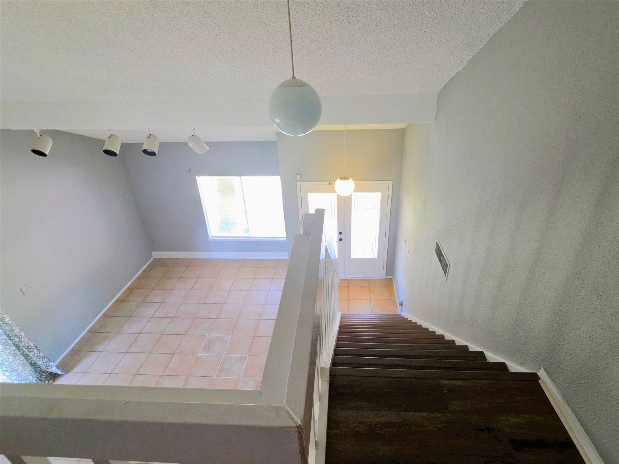 10526 Chapel Hill Drive Property Photo 13