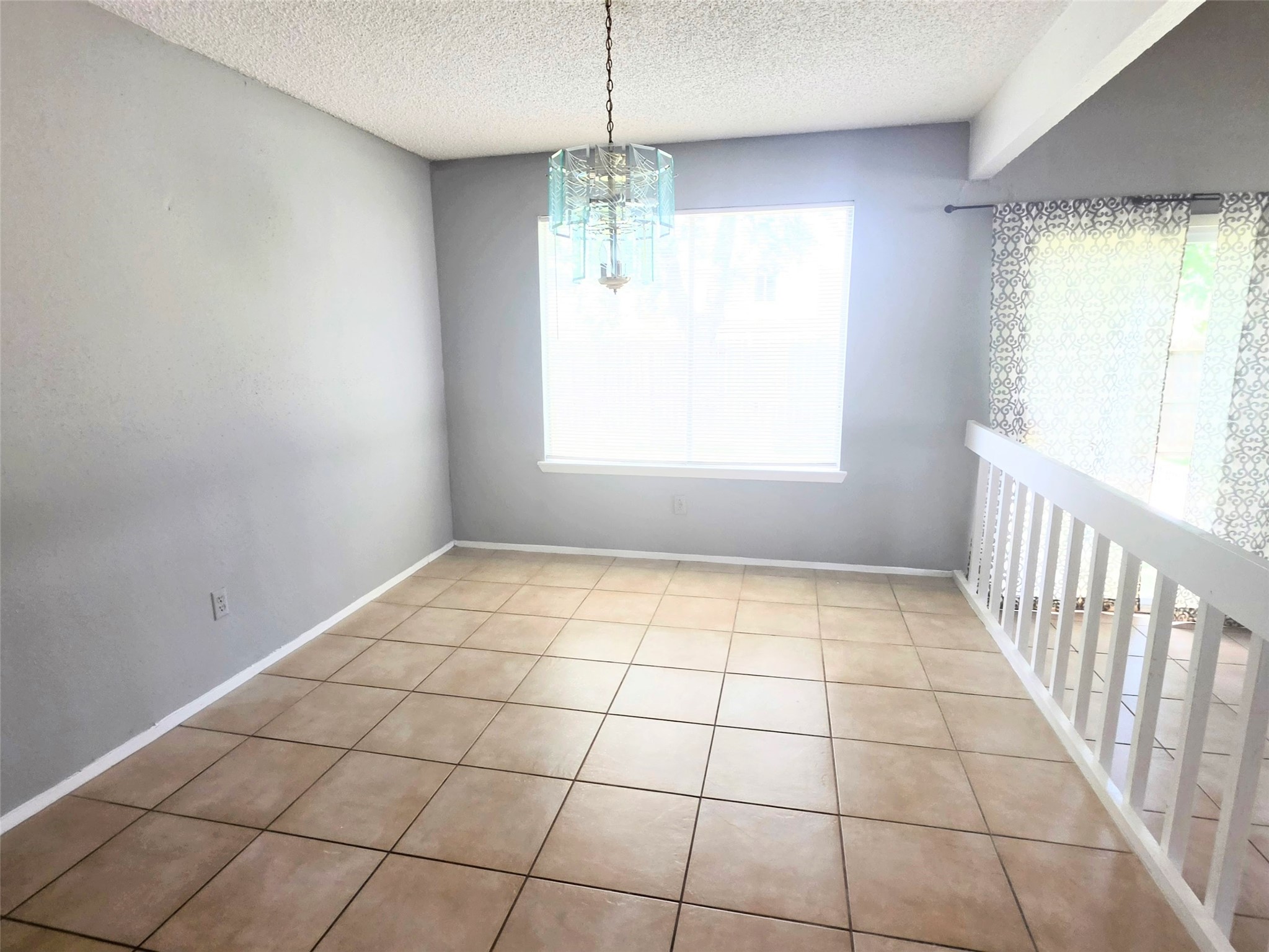 10526 Chapel Hill Drive Property Photo 14