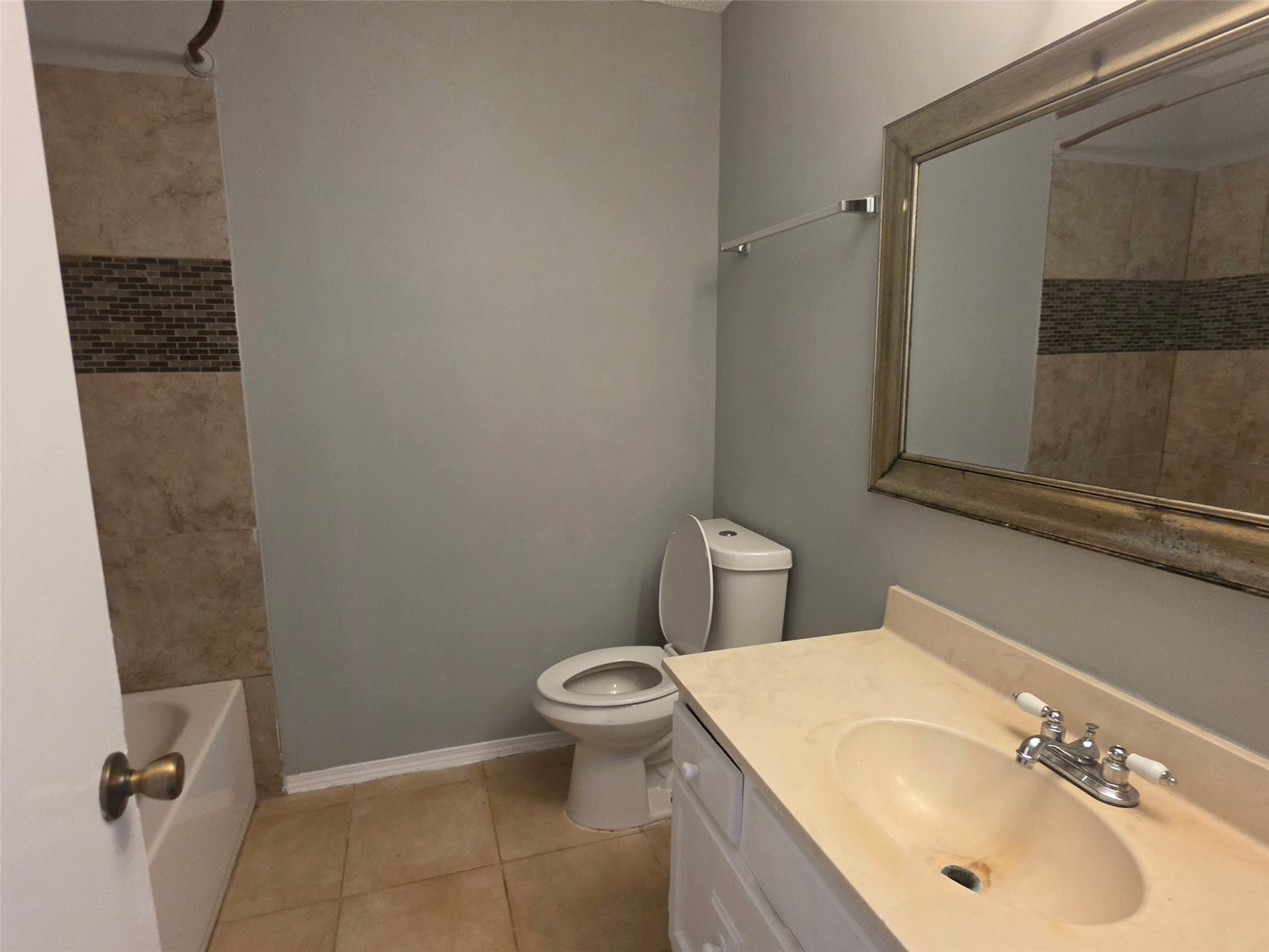 10526 Chapel Hill Drive Property Photo 17